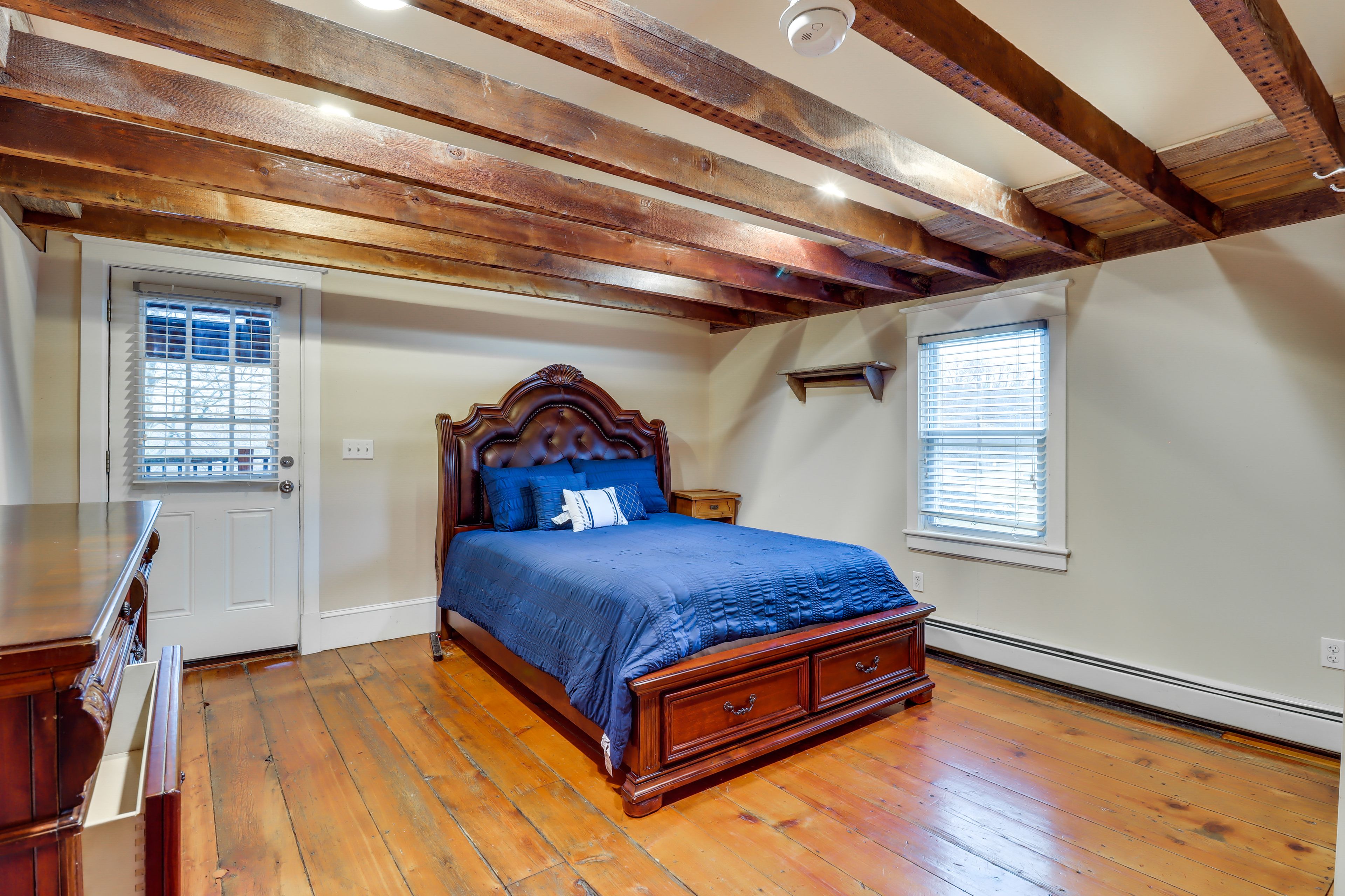 Bedroom 2 | Queen Bed | 2nd Floor