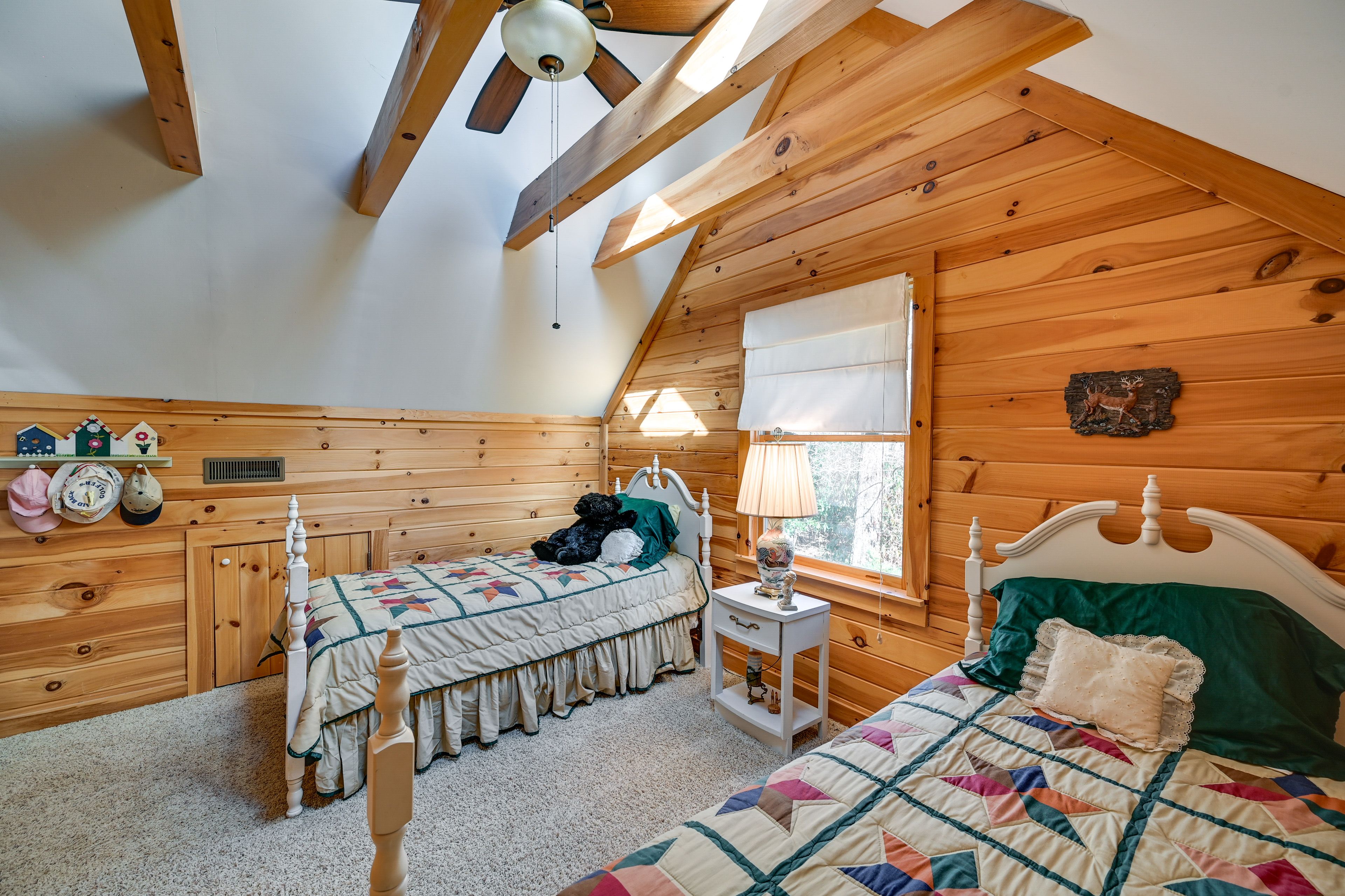 Bedroom 4 | 2 Twin Beds