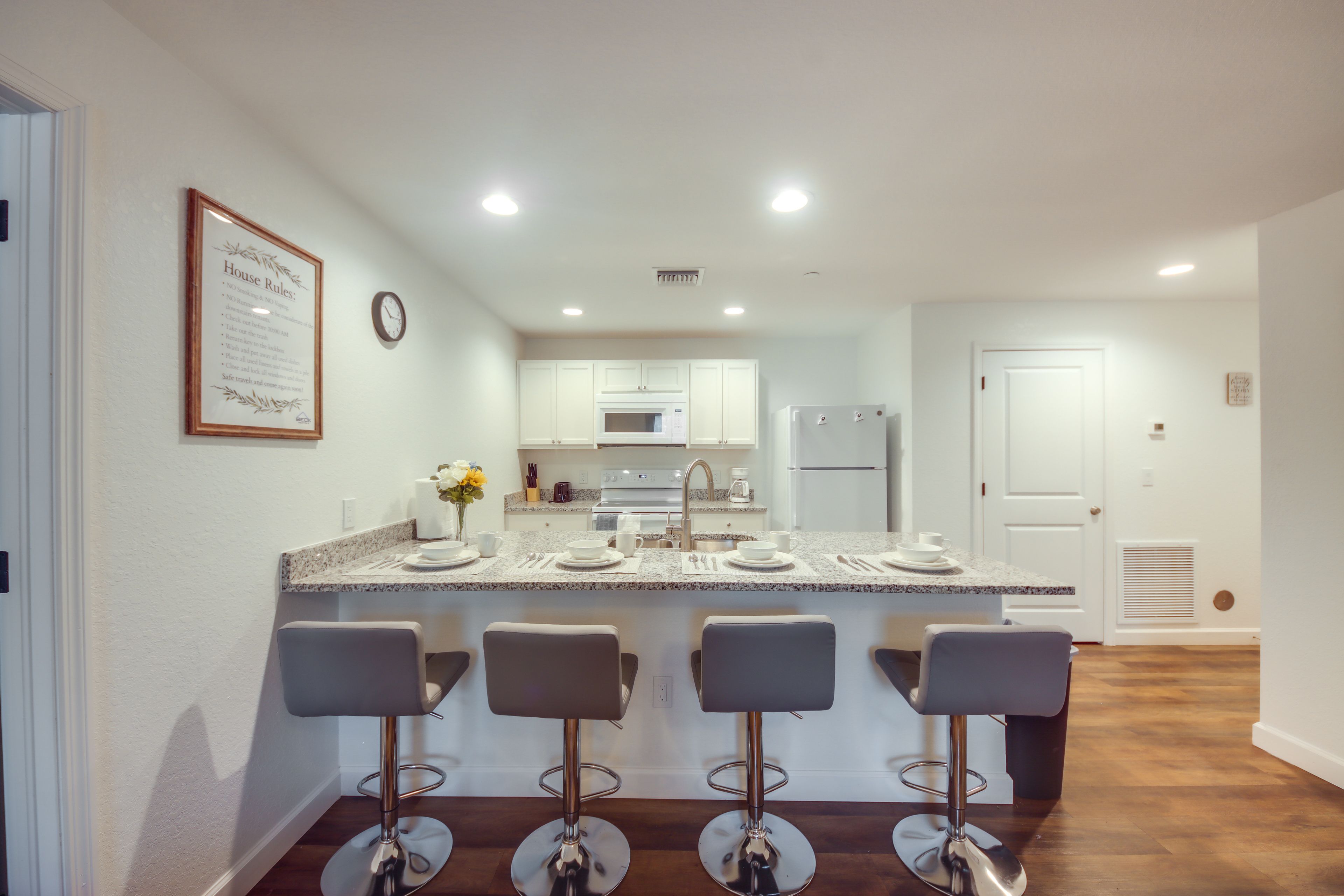 Kitchen | Breakfast Bar | Basic Cooking Essentials
