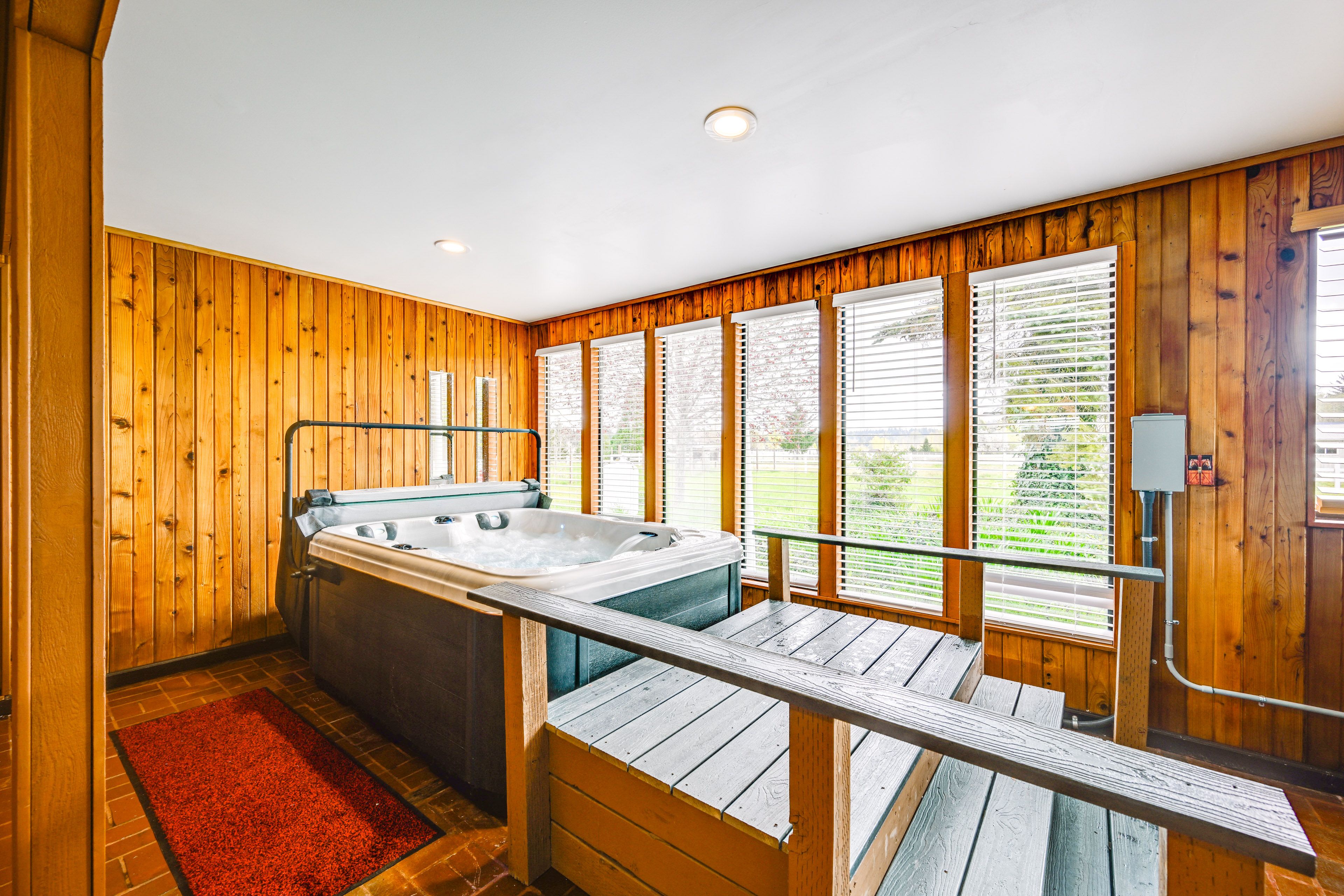 Indoor Hot Tub | Sauna