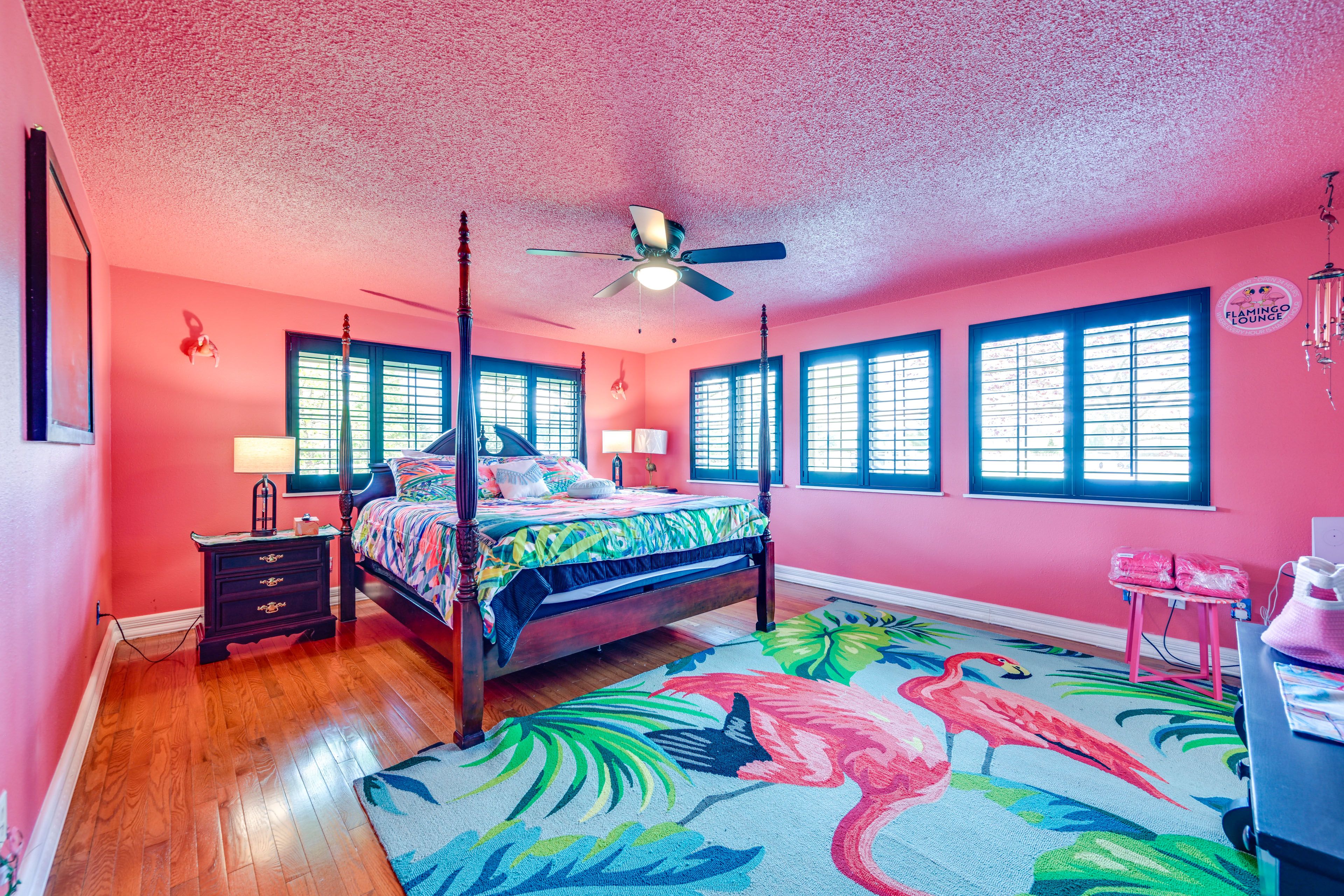 Bedroom 1 | King Bed
