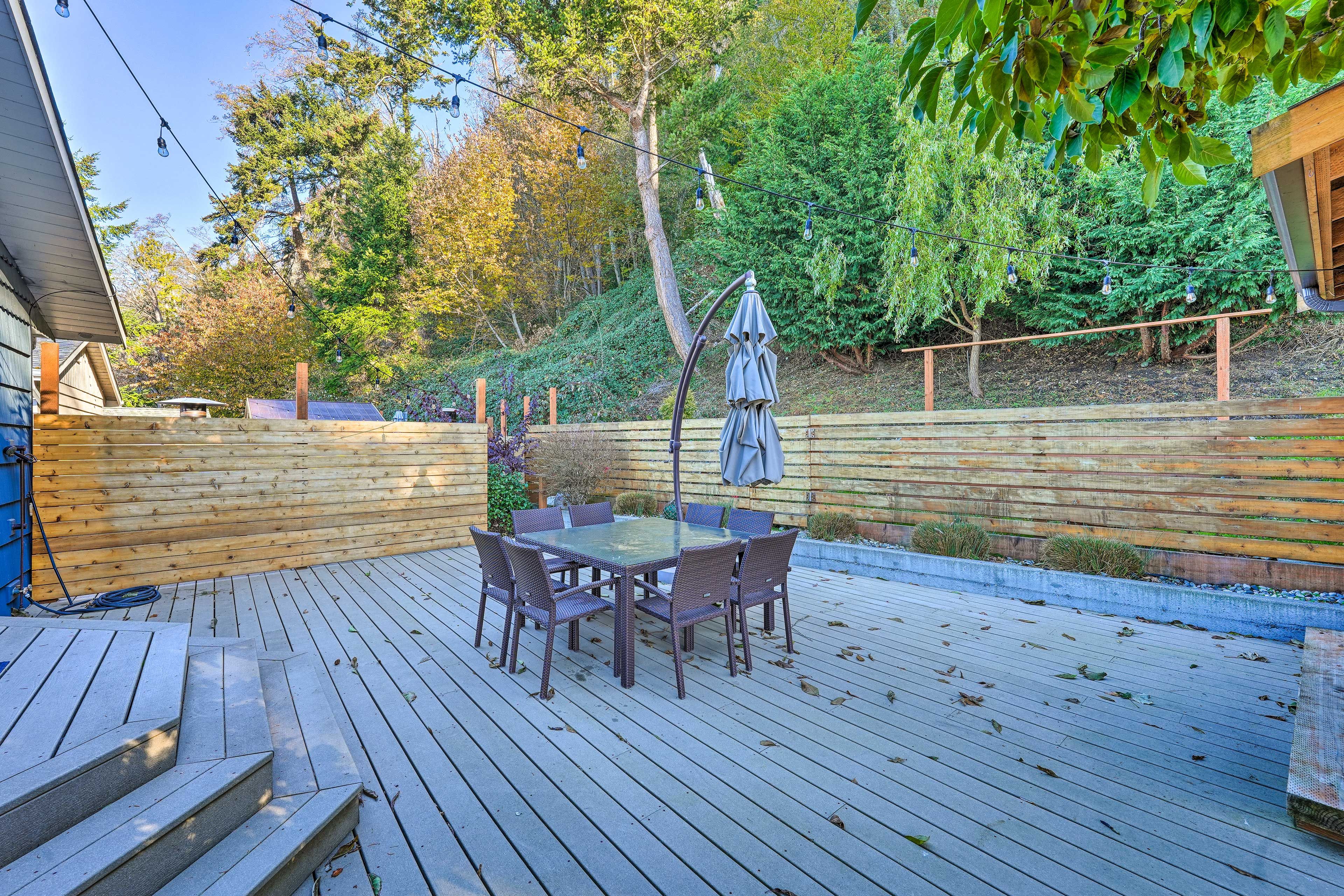 Outdoor Dining Area