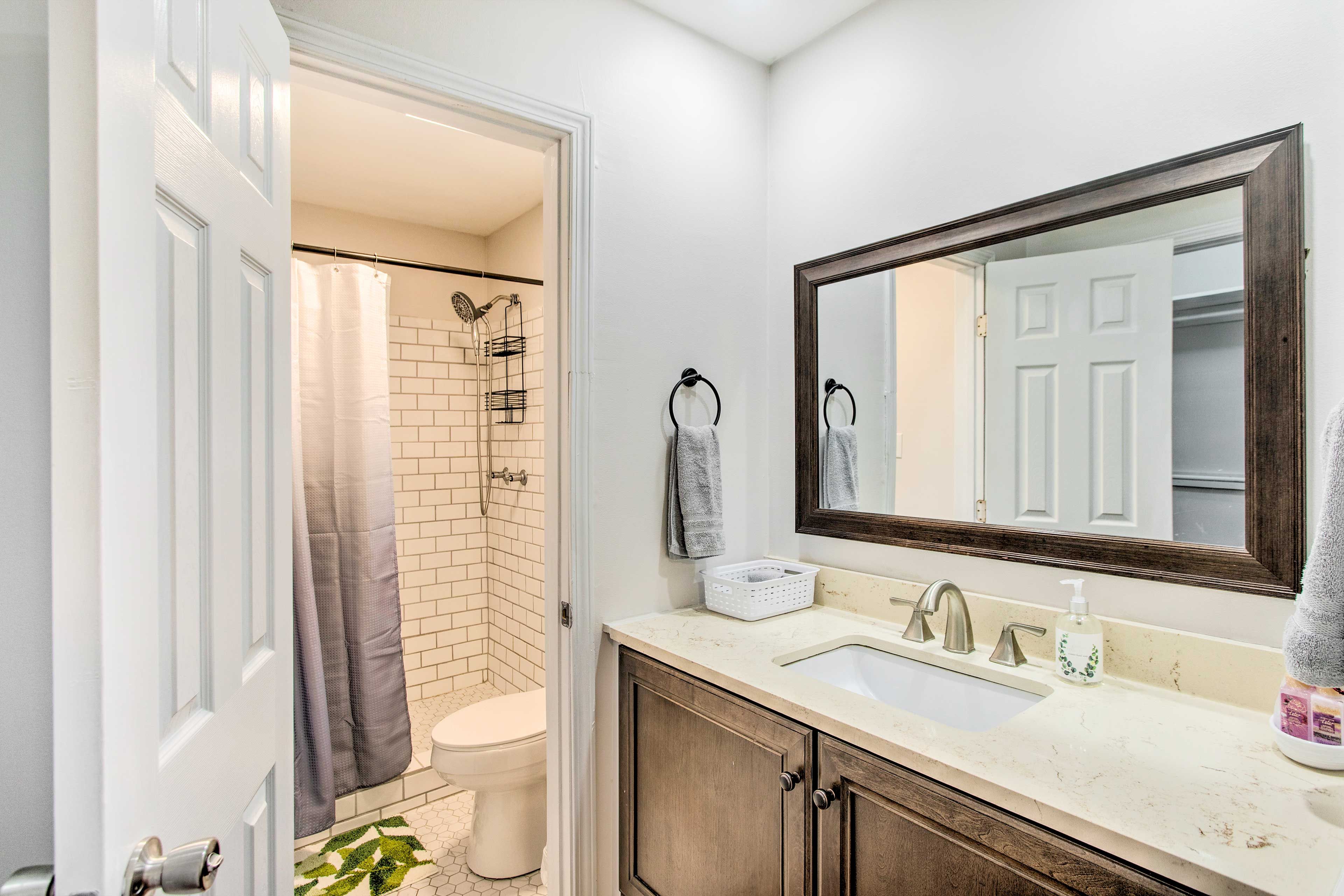 Full Bathroom