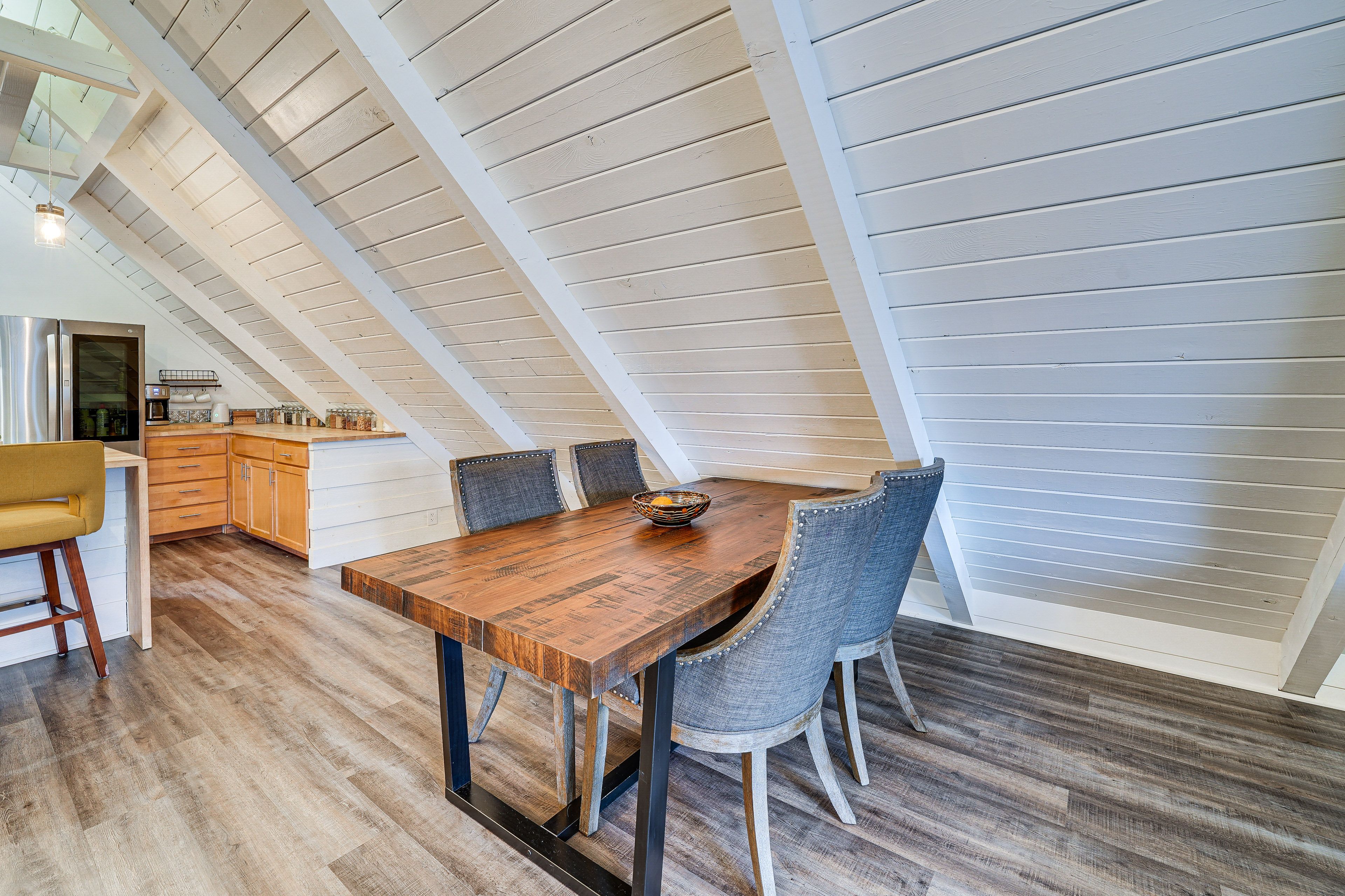 Dining Area | 2nd Floor | Dishware & Flatware Provided
