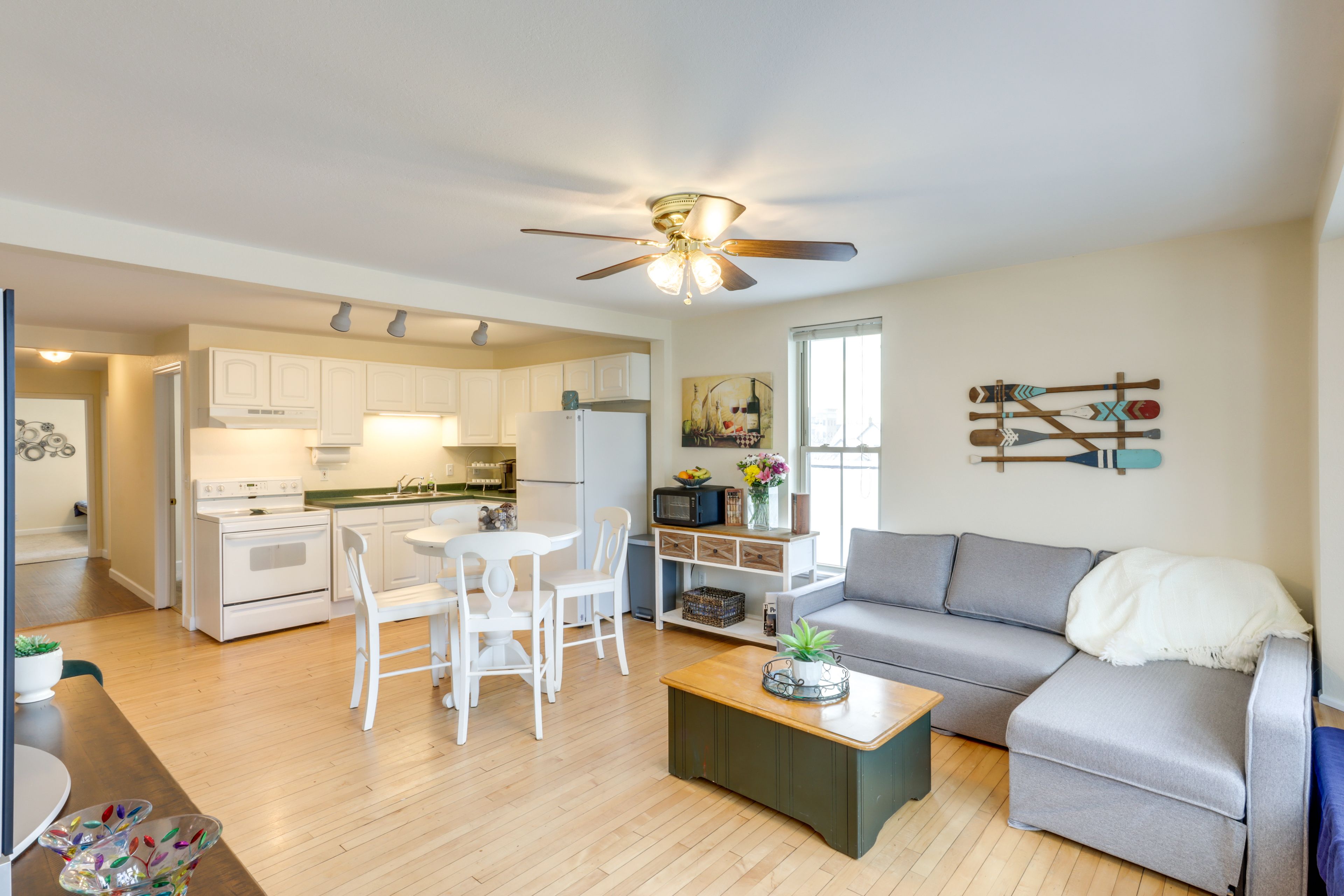 Living Room | Queen Sleeper Sofa | Smart TV