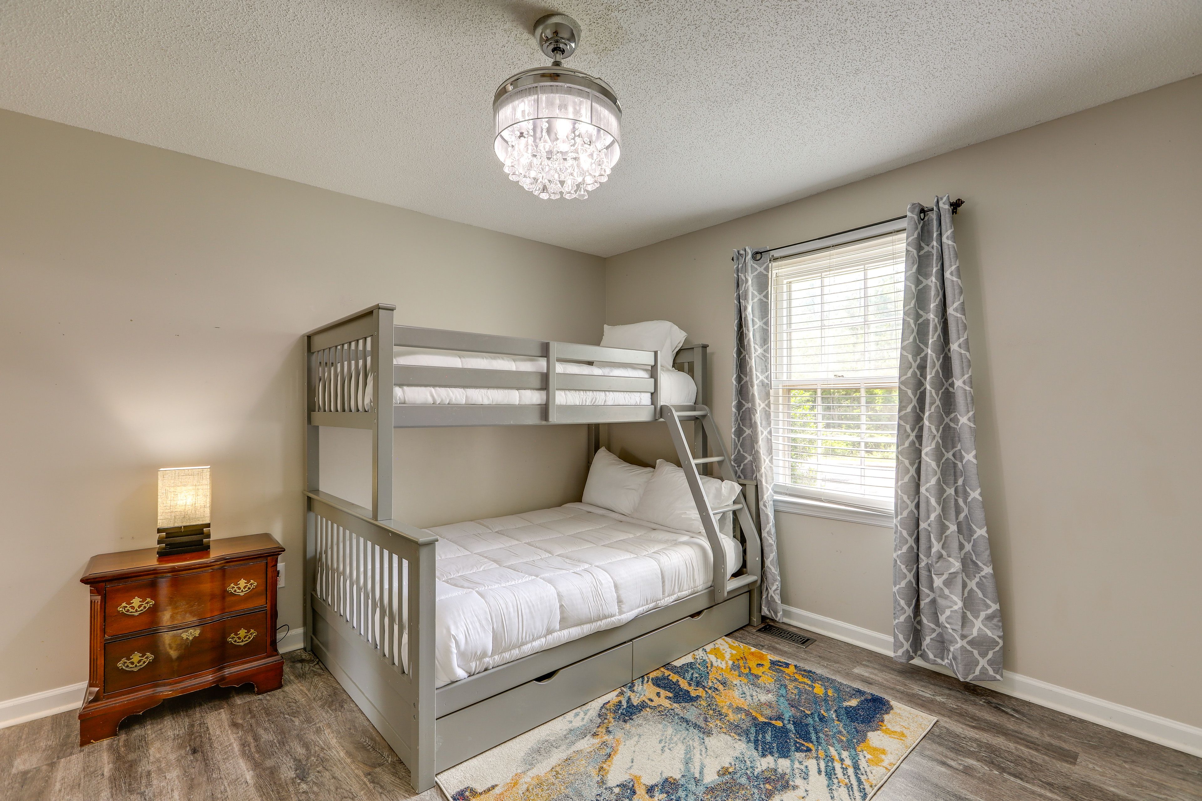 Bedroom 3 | 1st Floor | Twin/Full Bunk Bed | Dresser | Closet