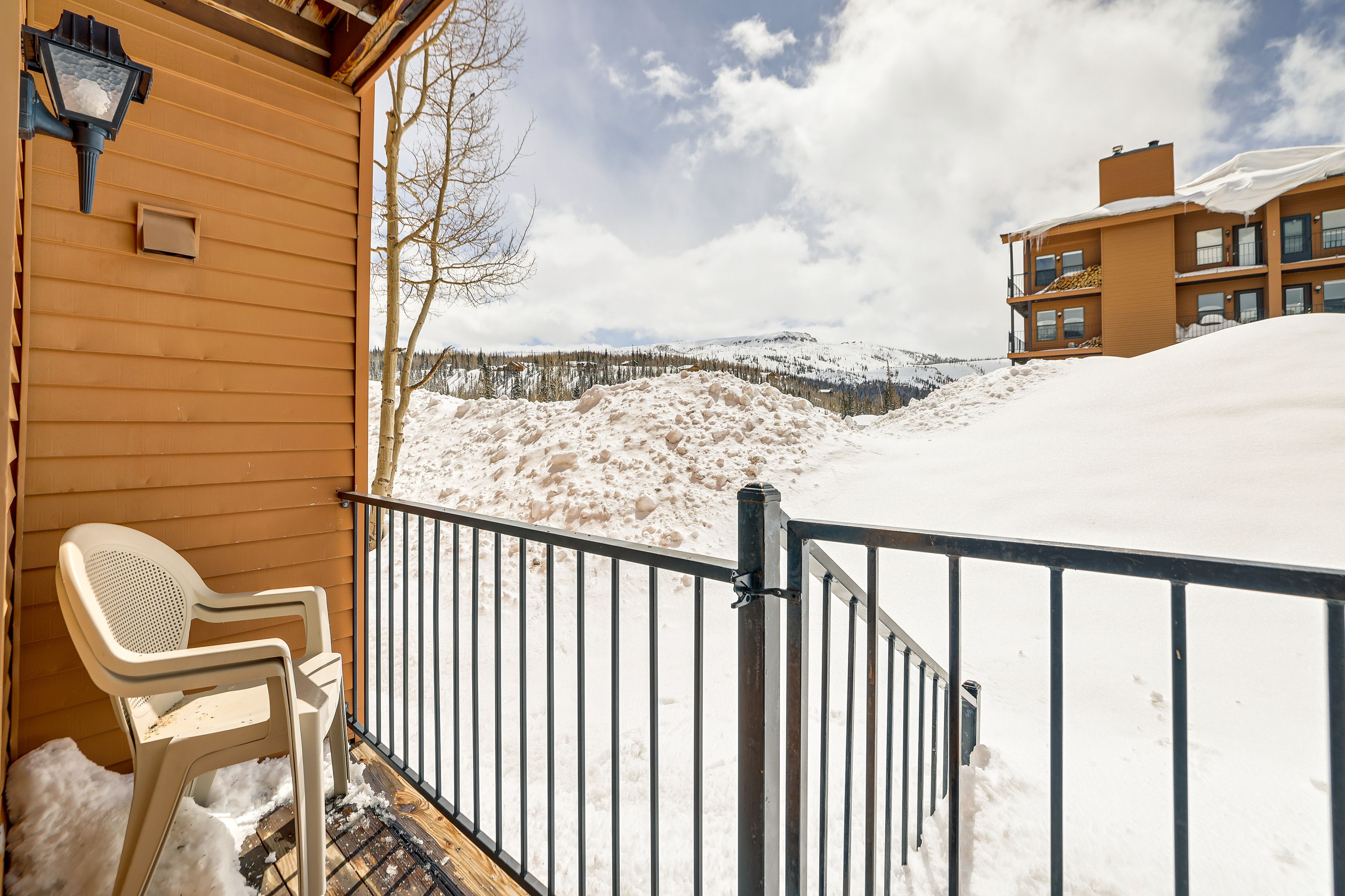 Private Balcony | Mountain Views