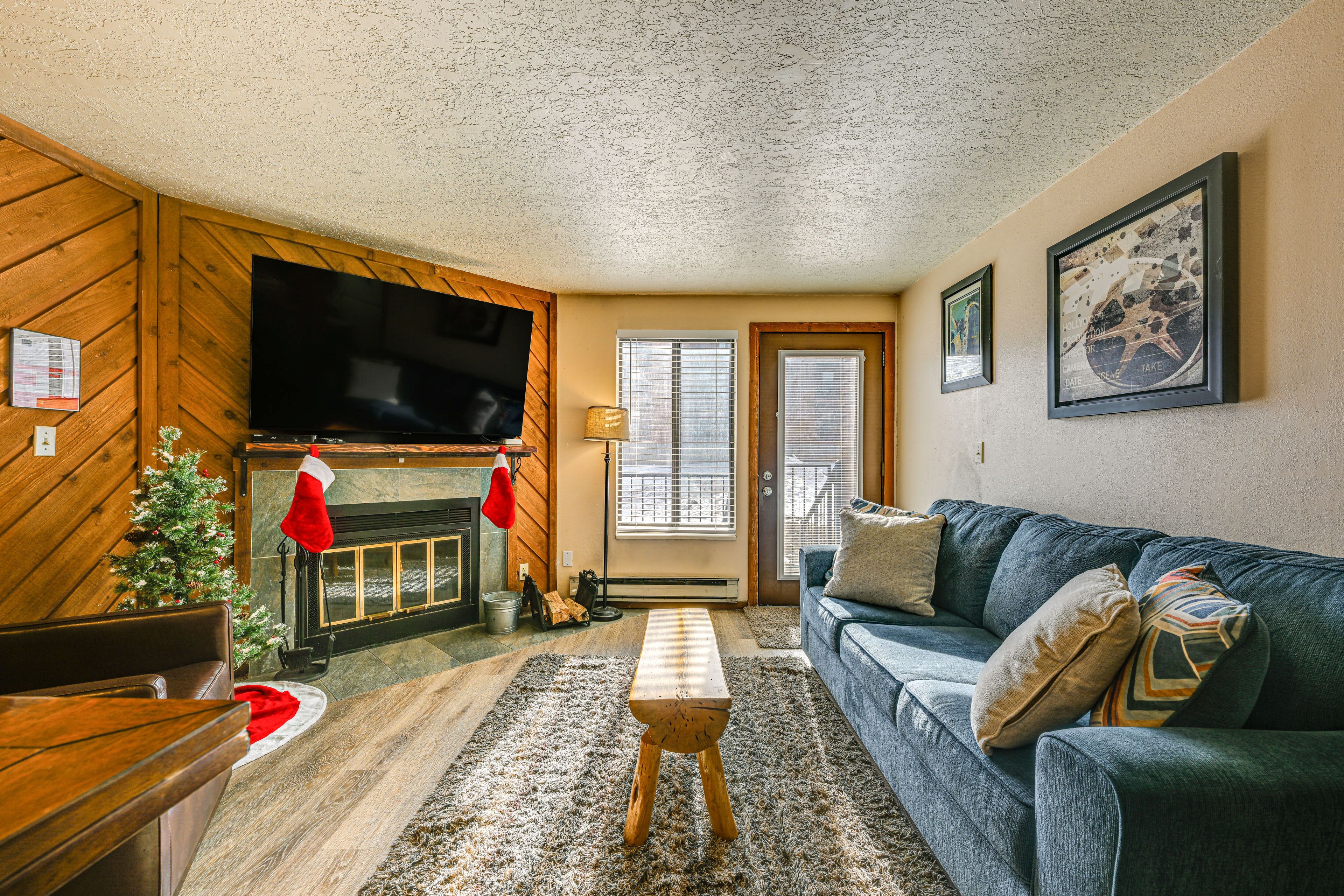 Living Room | Main Level | Wood-Burning Fireplace | Queen Sleeper Sofa