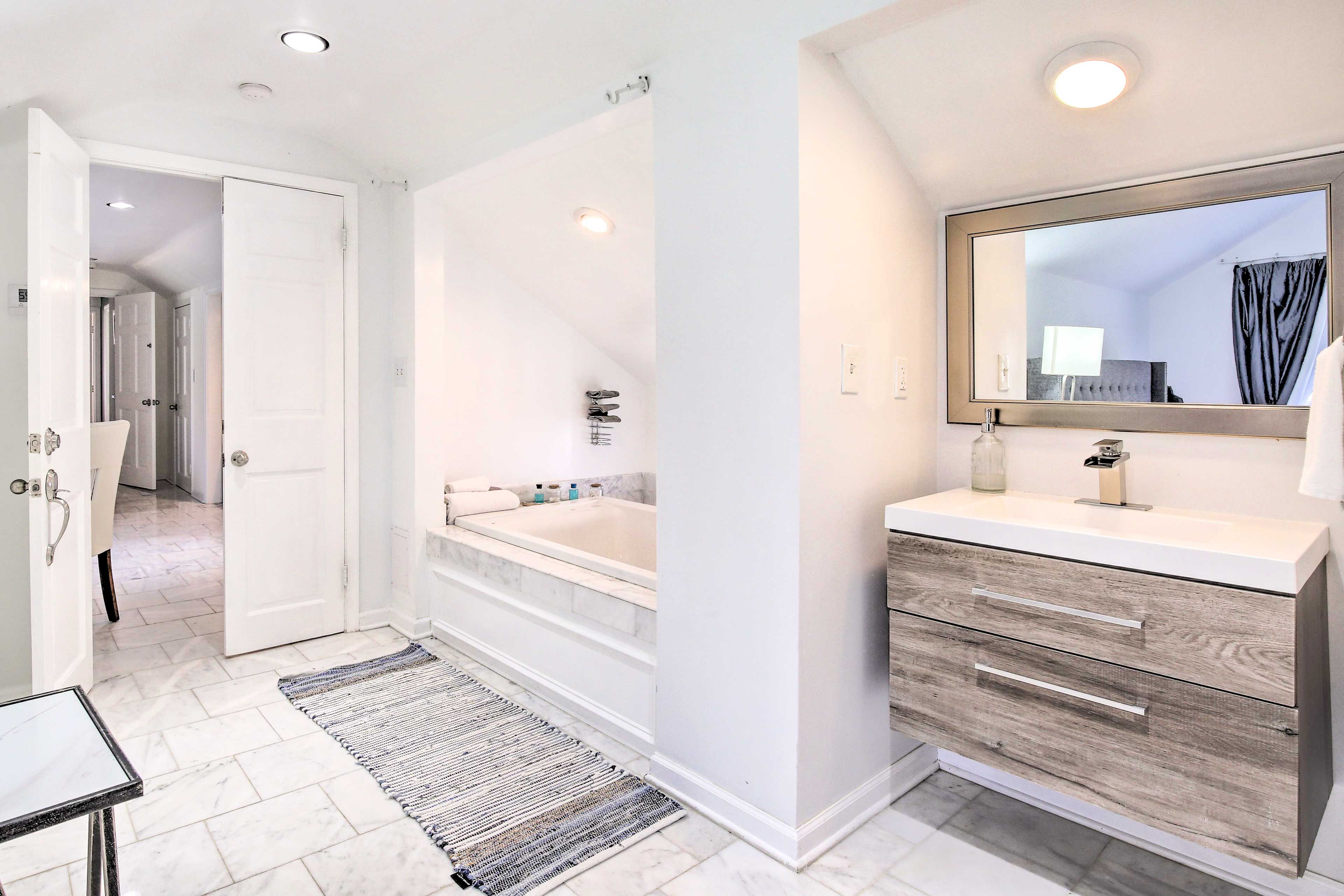 En-Suite Bathroom
