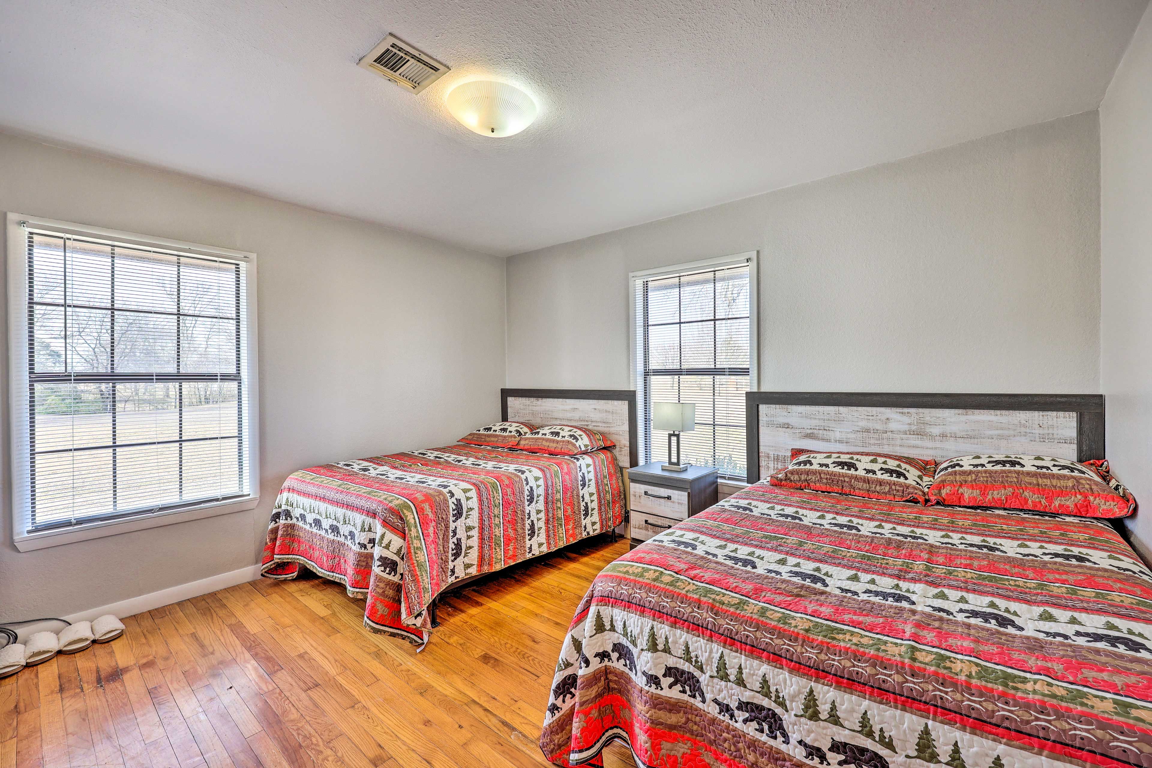 Bedroom 2 | 2 Full Beds