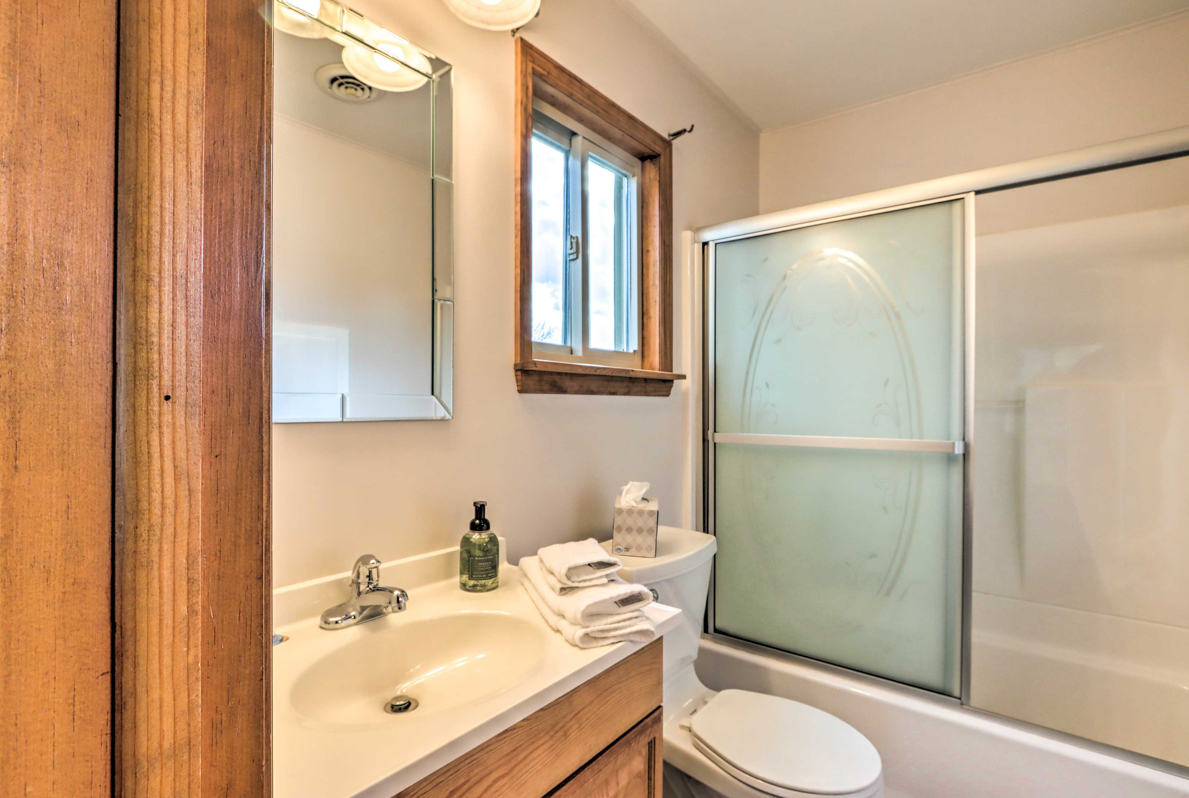 Full Bathroom