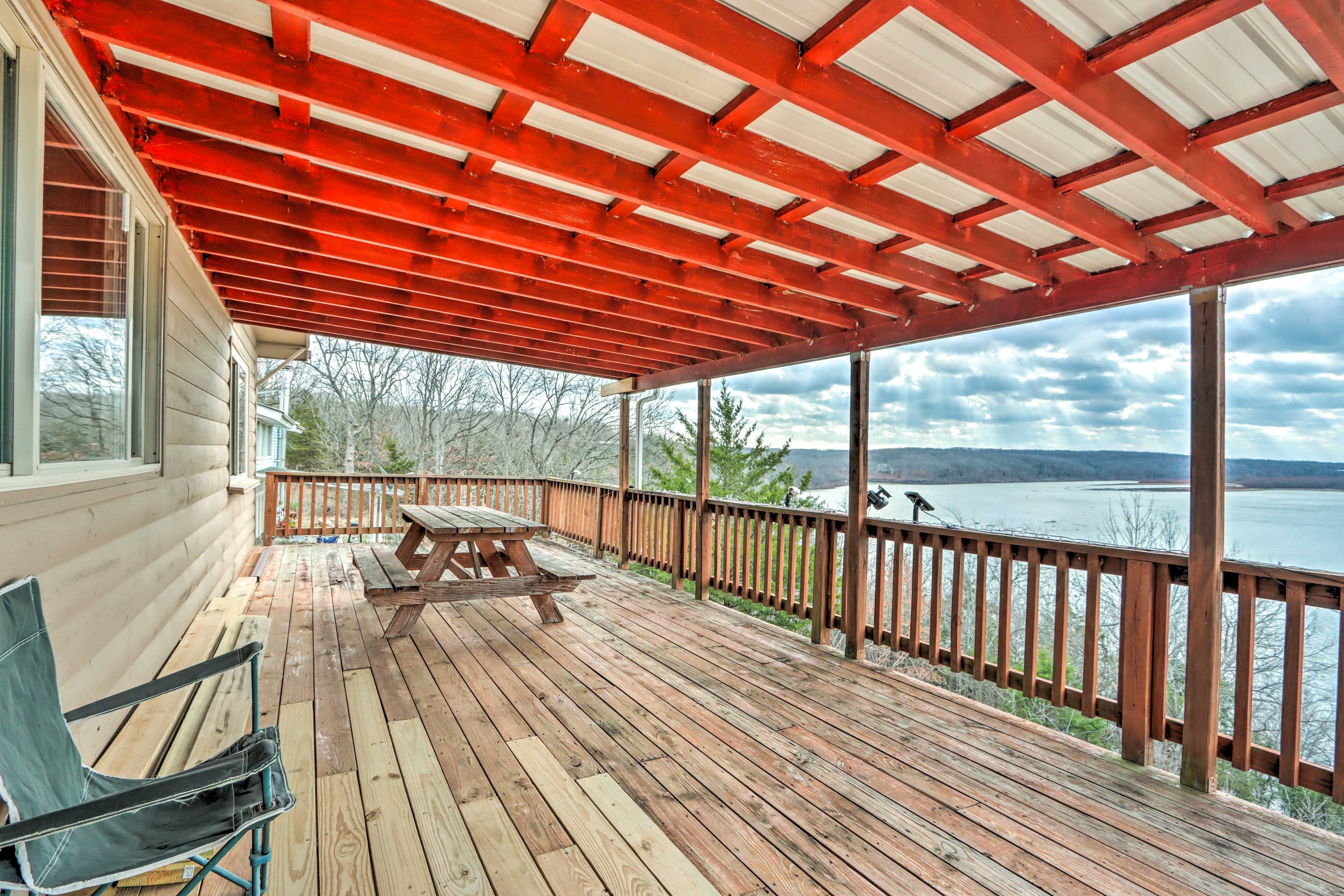 Private Deck | Lake Views