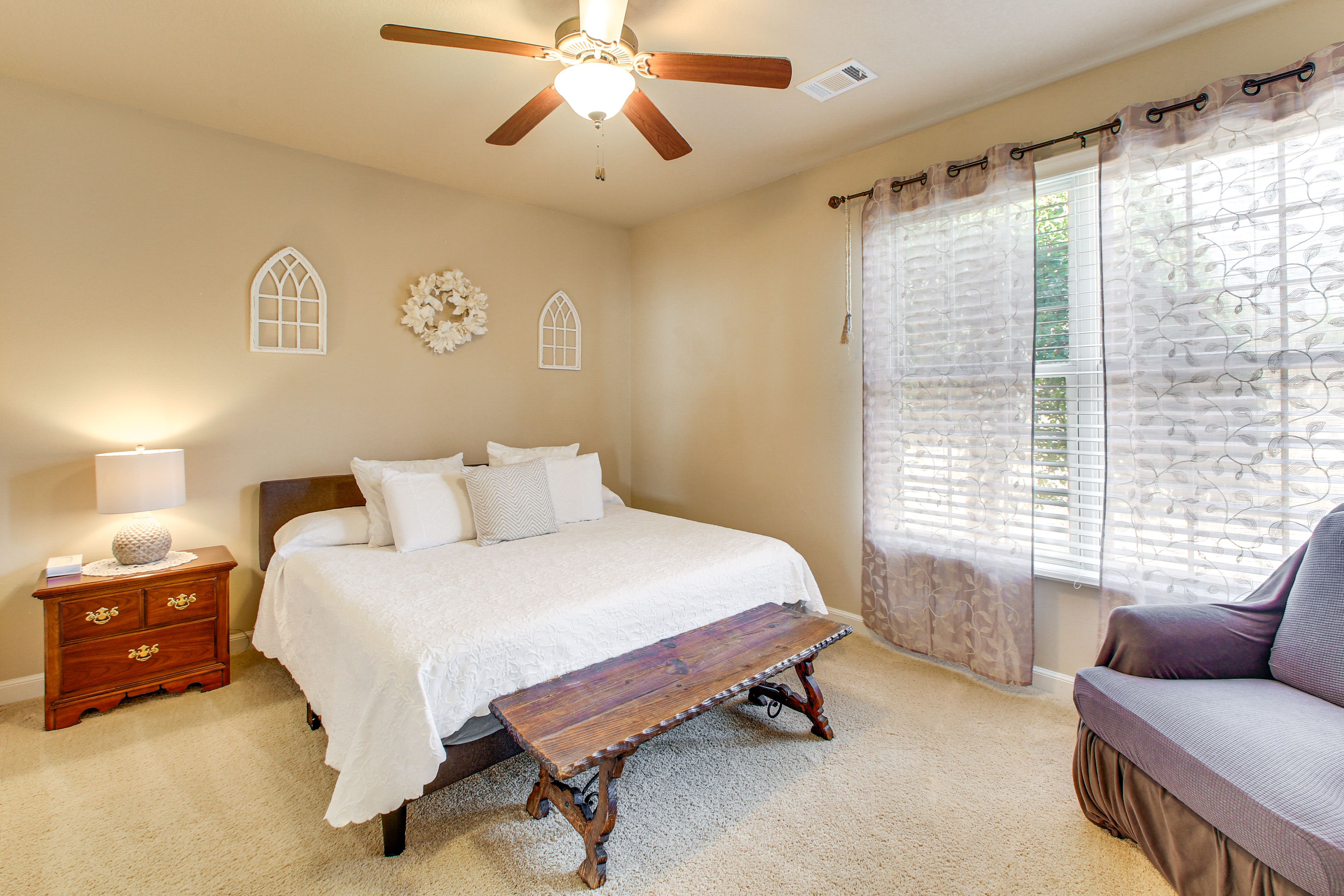 Bedroom 2 | King Bed