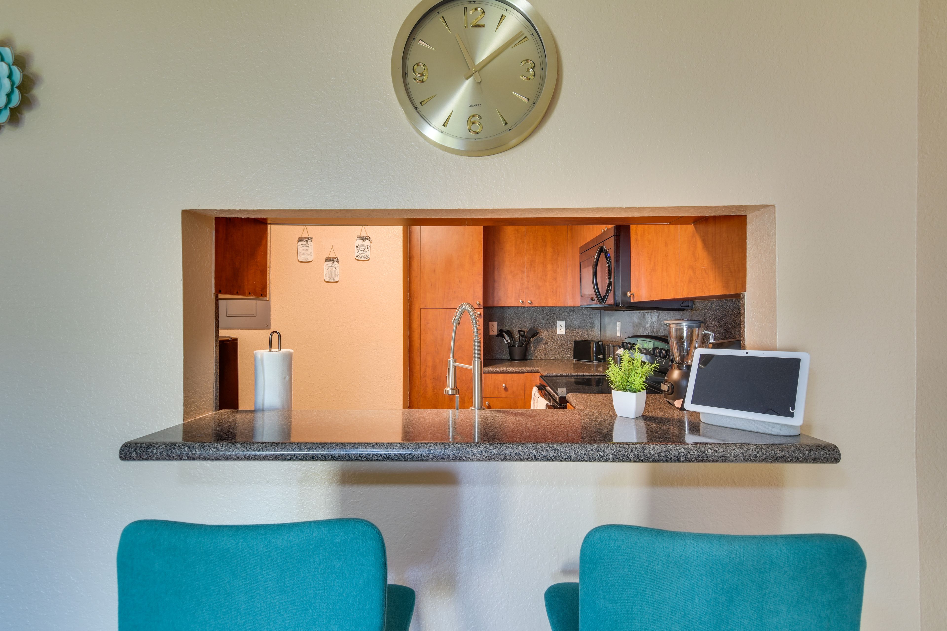 Breakfast Bar