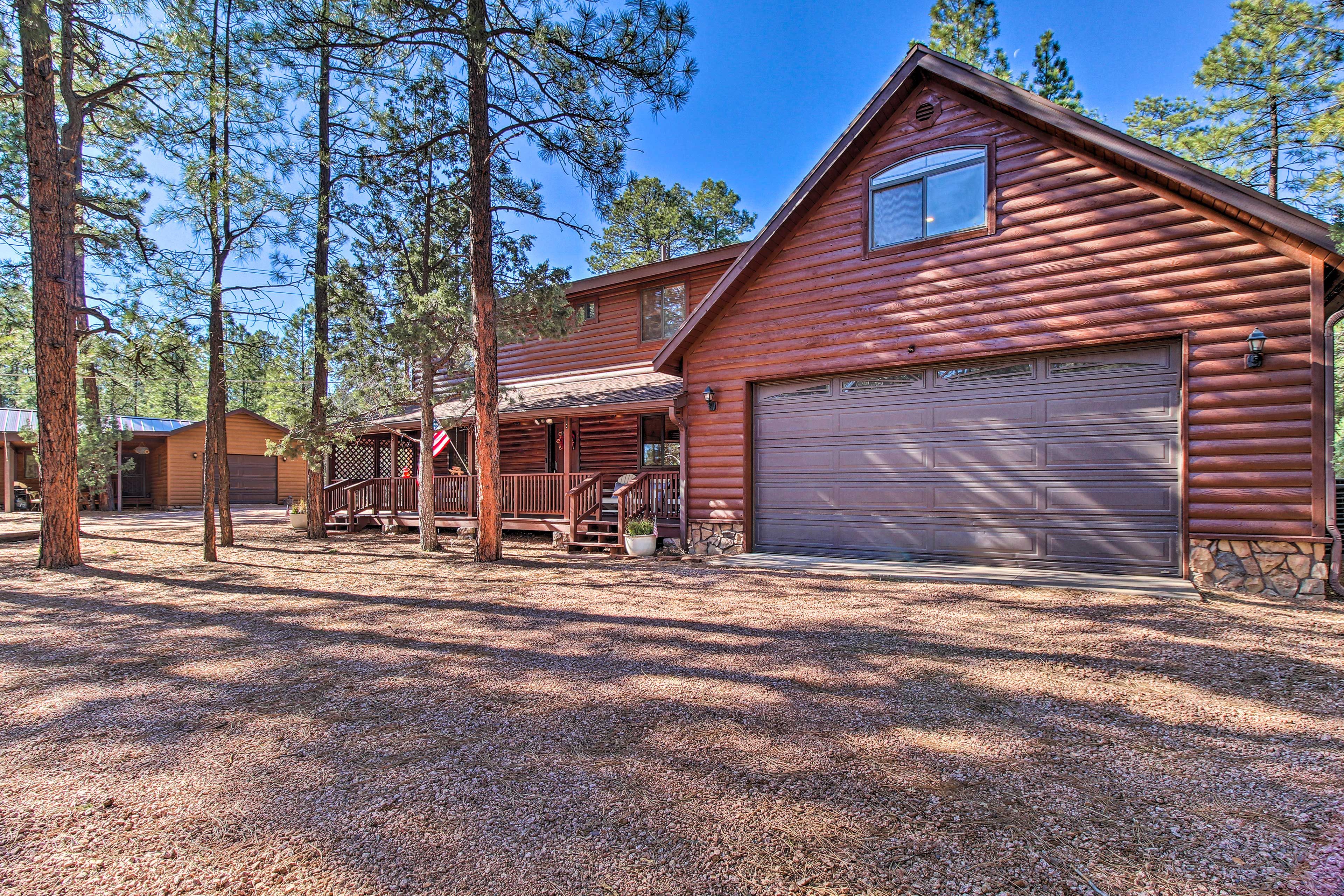 Parking | Driveway (4 Vehicles) | RV/Trailer Parking Allowed On-Site