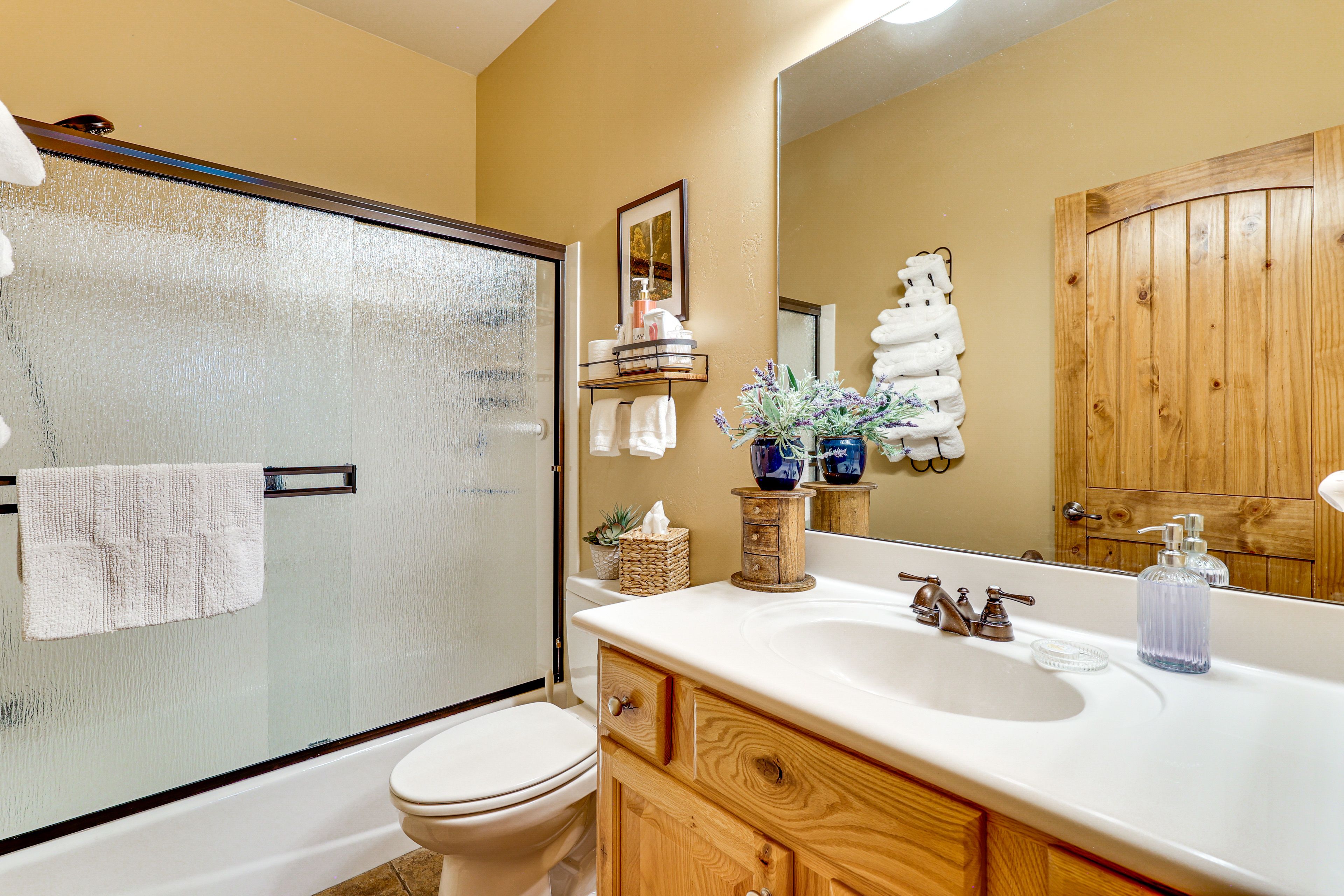 Full Bathroom
