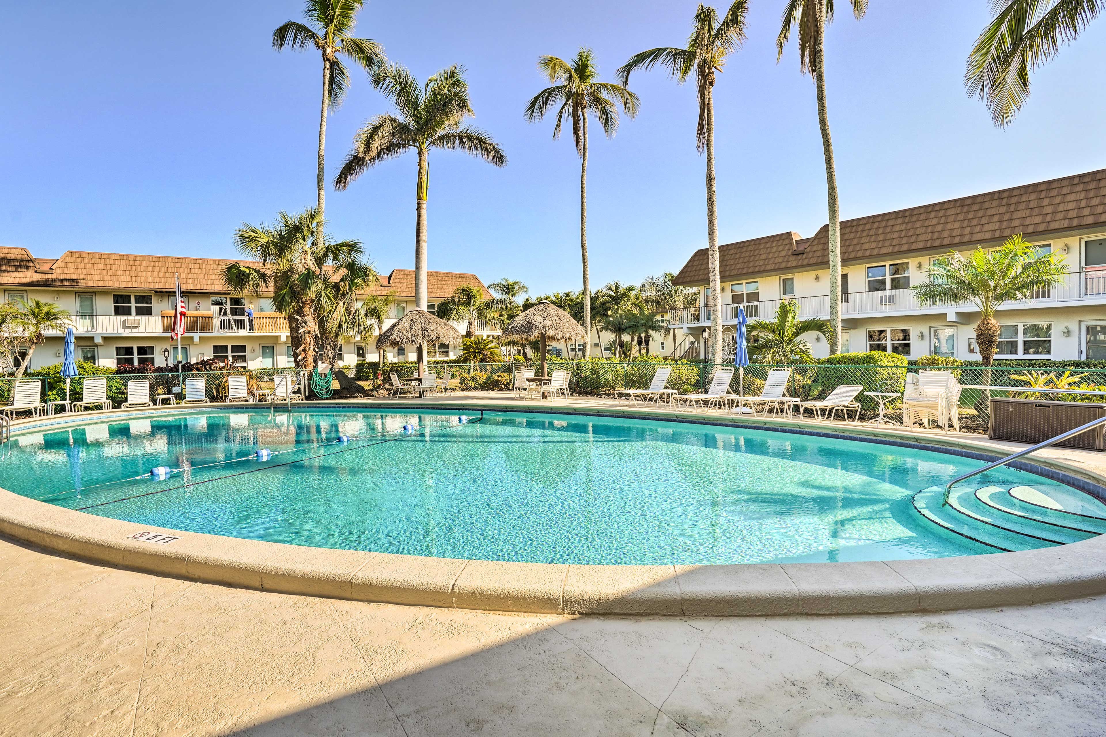 Marco Island Vacation Rental | 1BR | 1BA | 508 Sq Ft | 1 Step Required