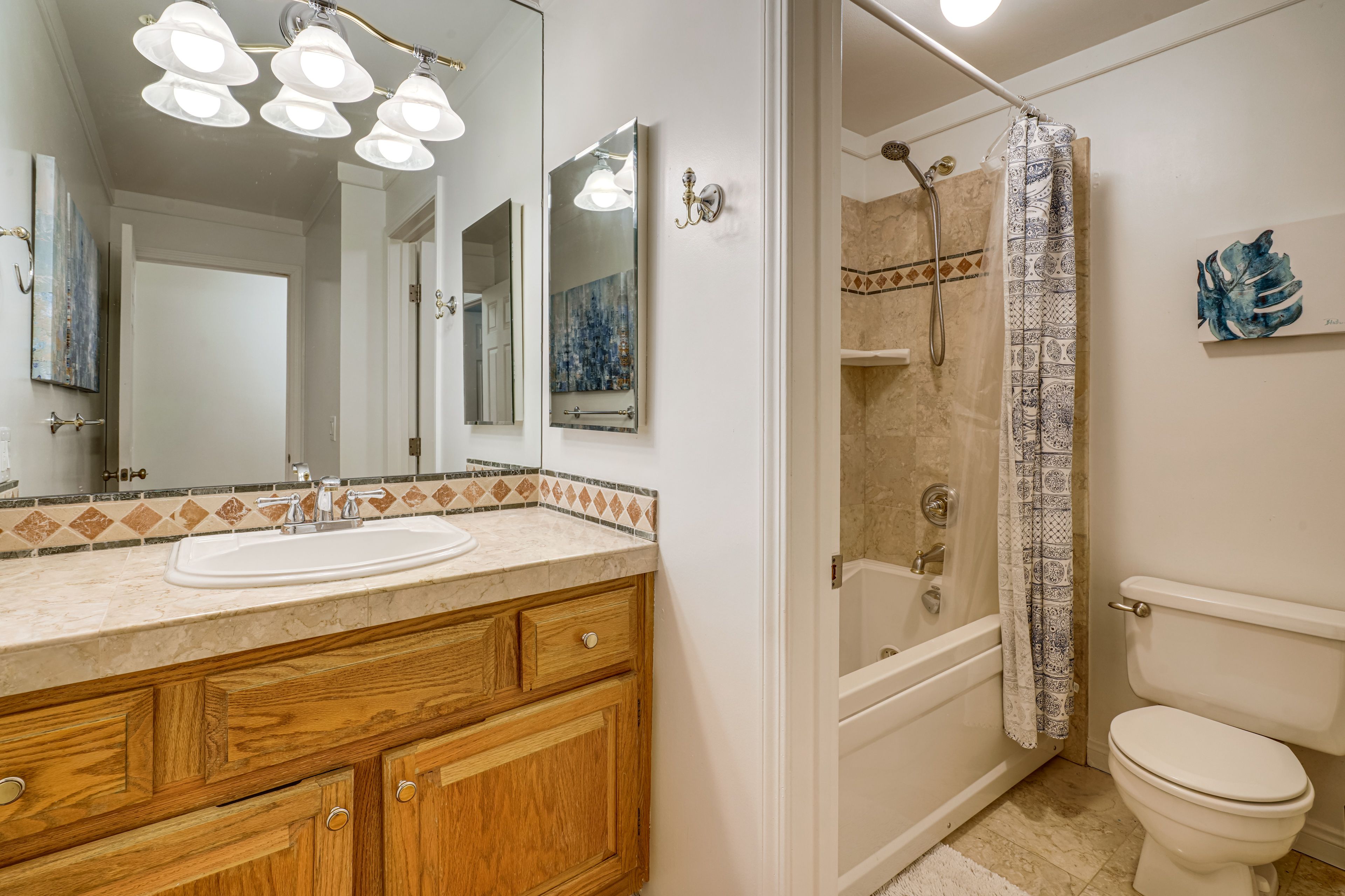 Full Bathroom