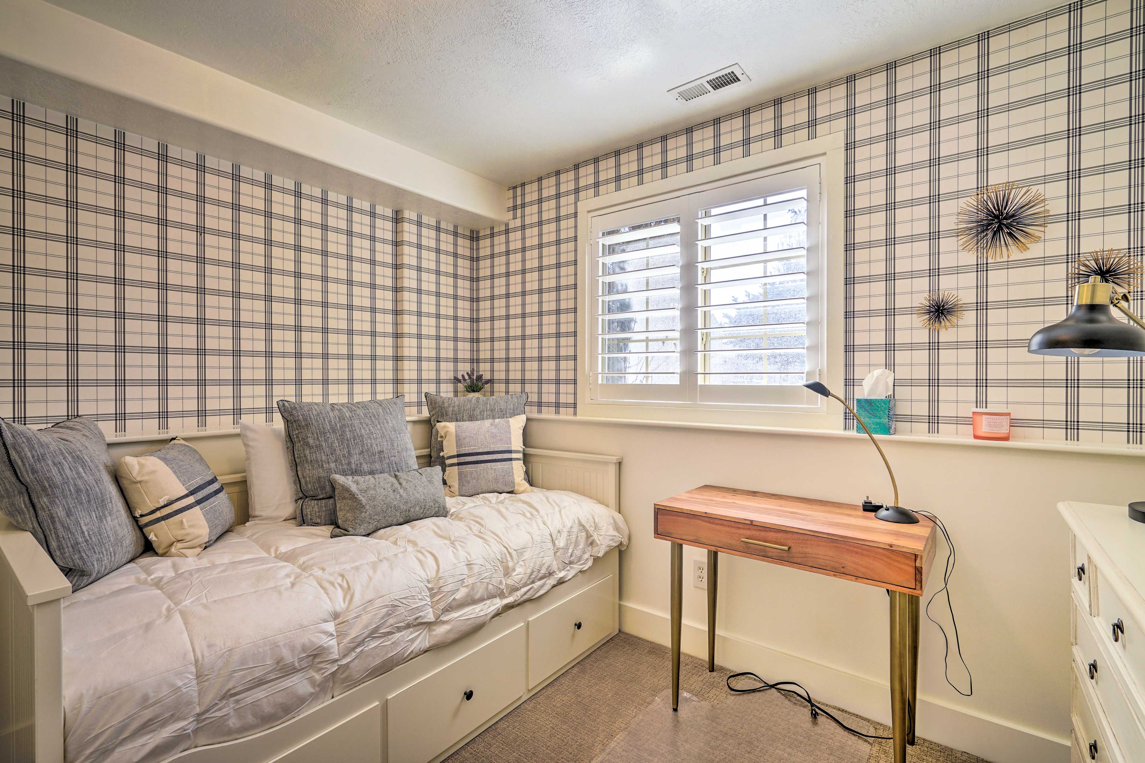 Bedroom 4 | Twin Bed