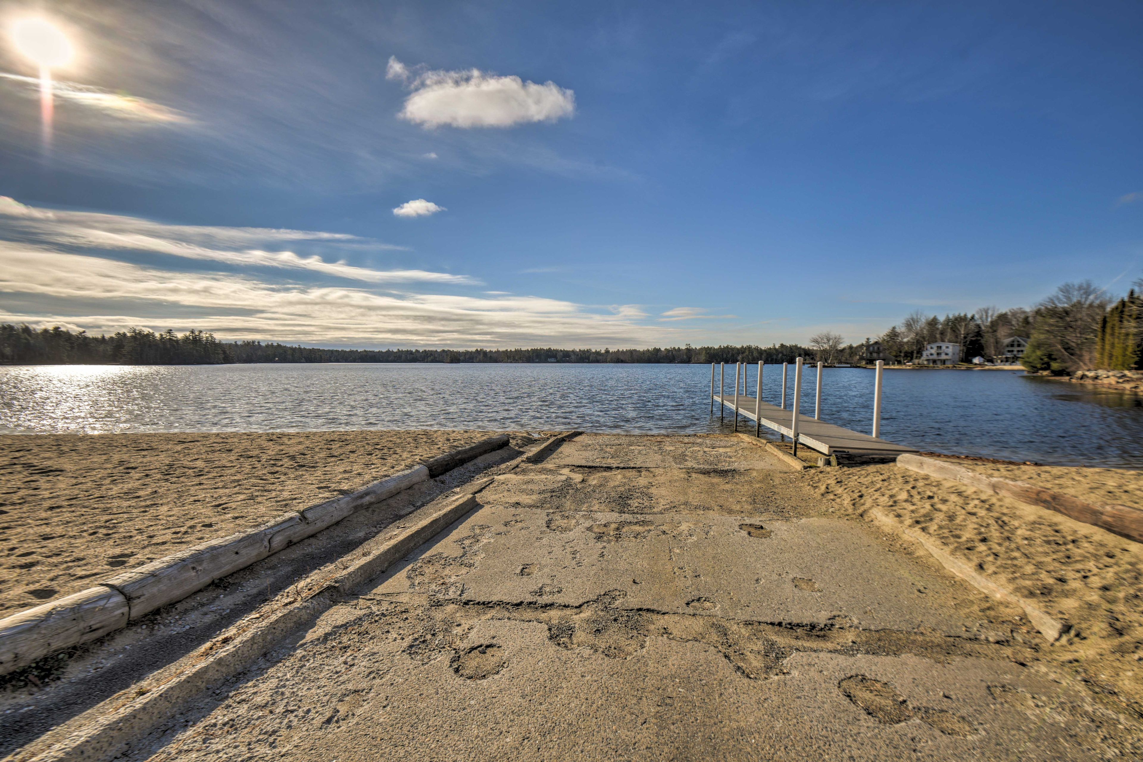 Balmoral Community Amenities | Boat Launch & Day Dock | Private Beach