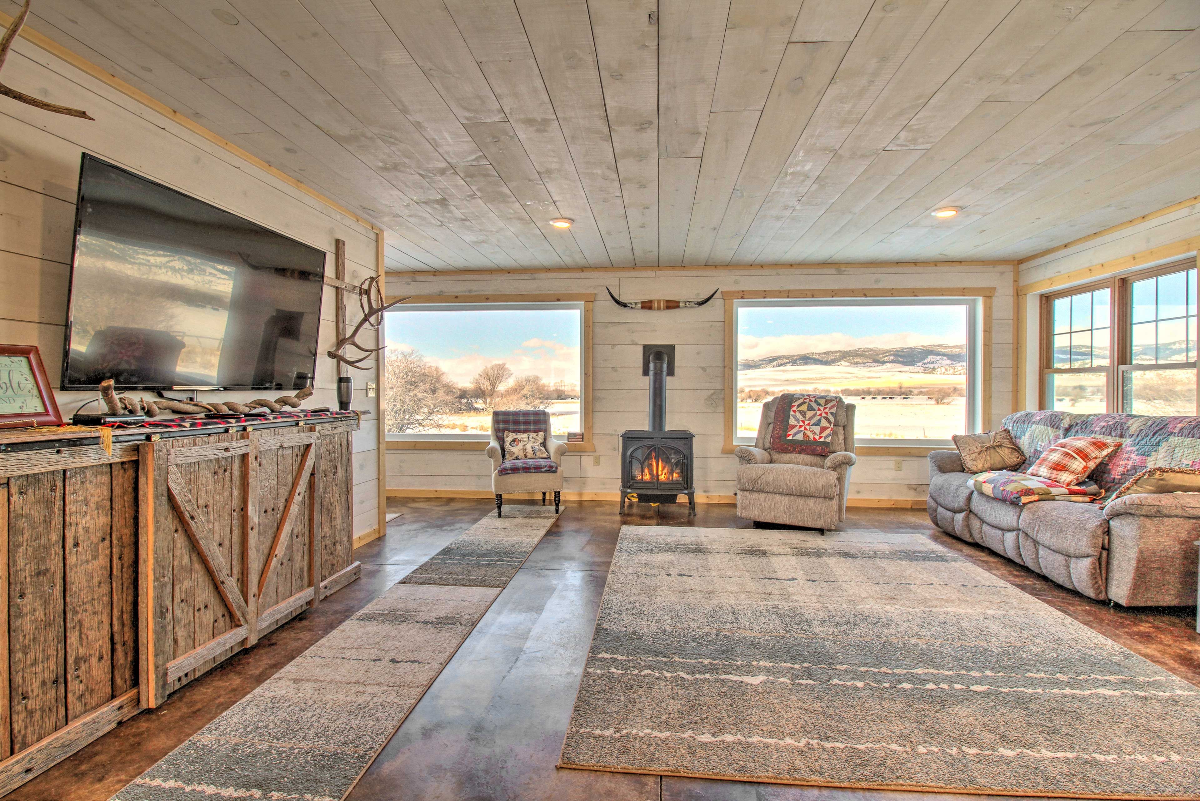 White Sulphur Springs Vacation Rental | 5BR | 2.5BA | Step-Free Access