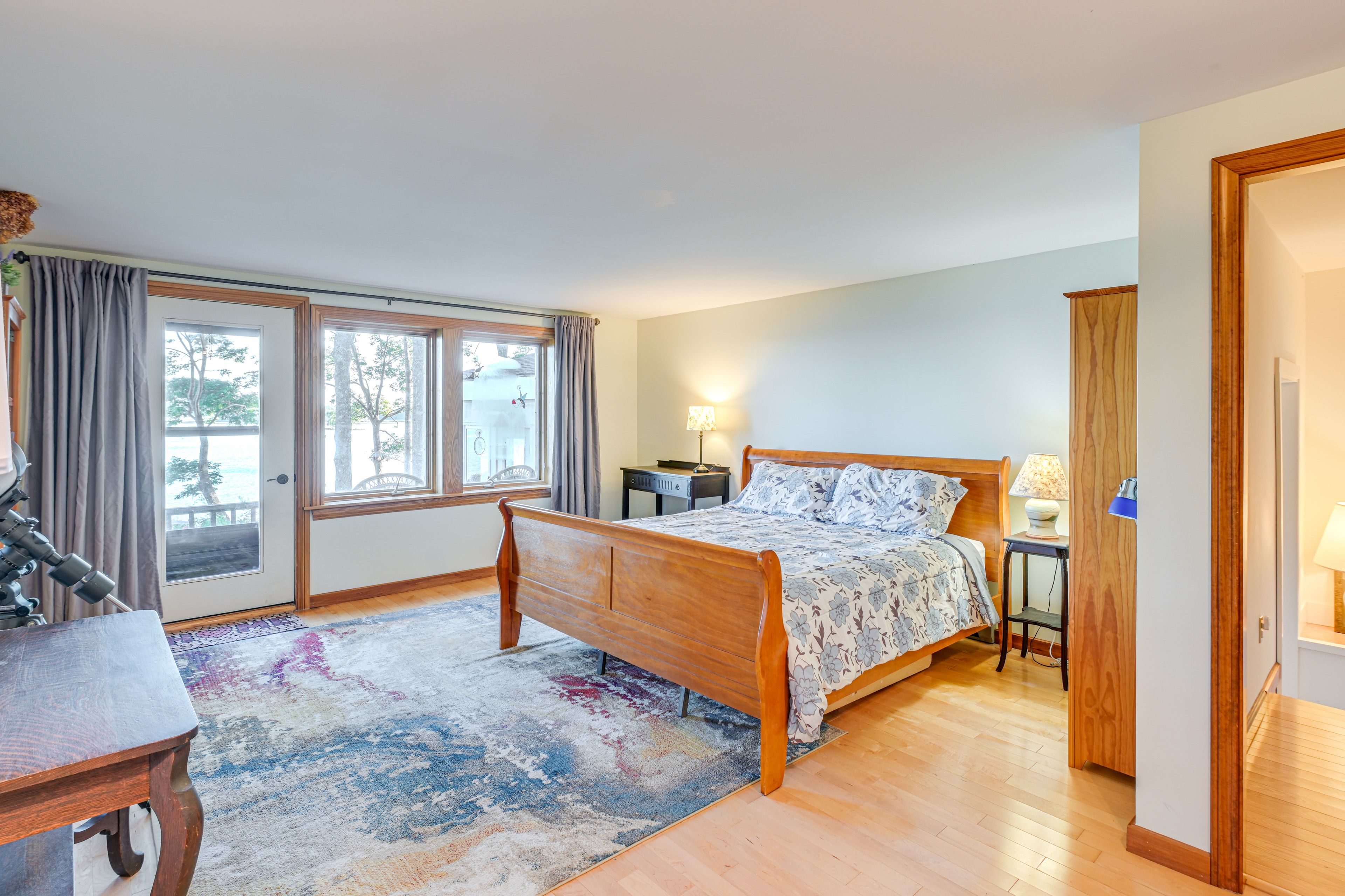 Primary Bedroom | King Bed