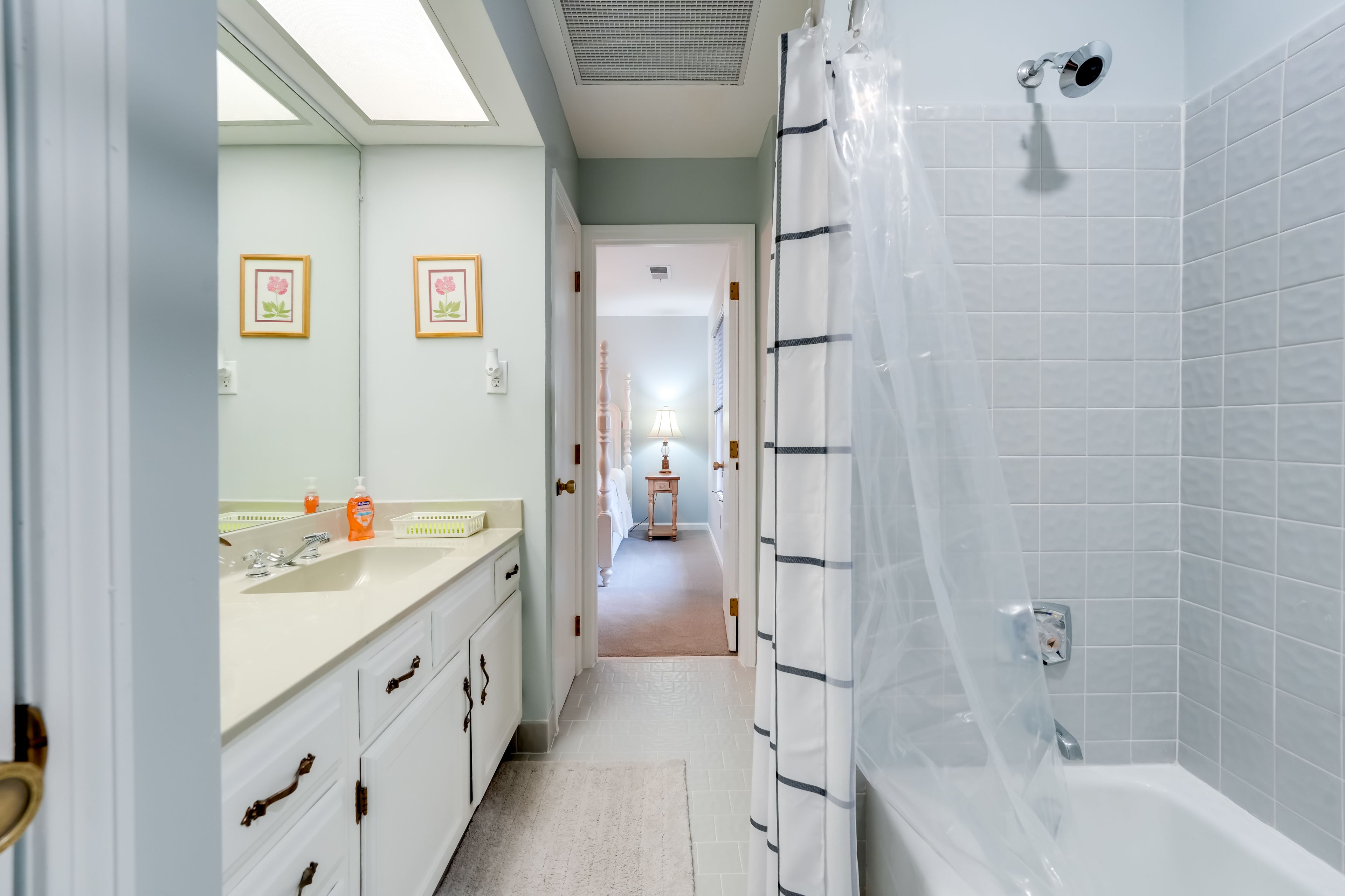 Jack & Jill Bathroom