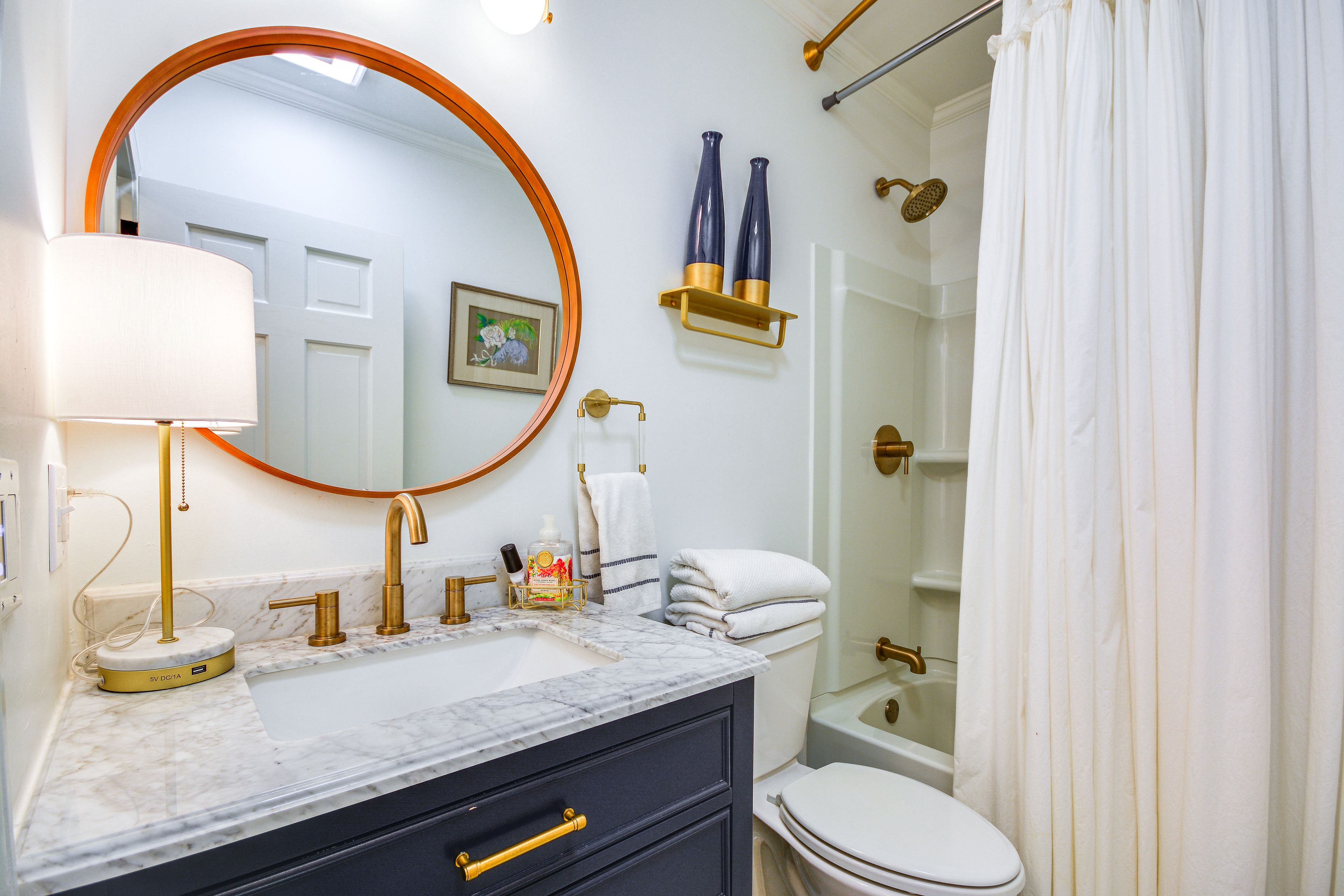 Full Bathroom | Lower Level