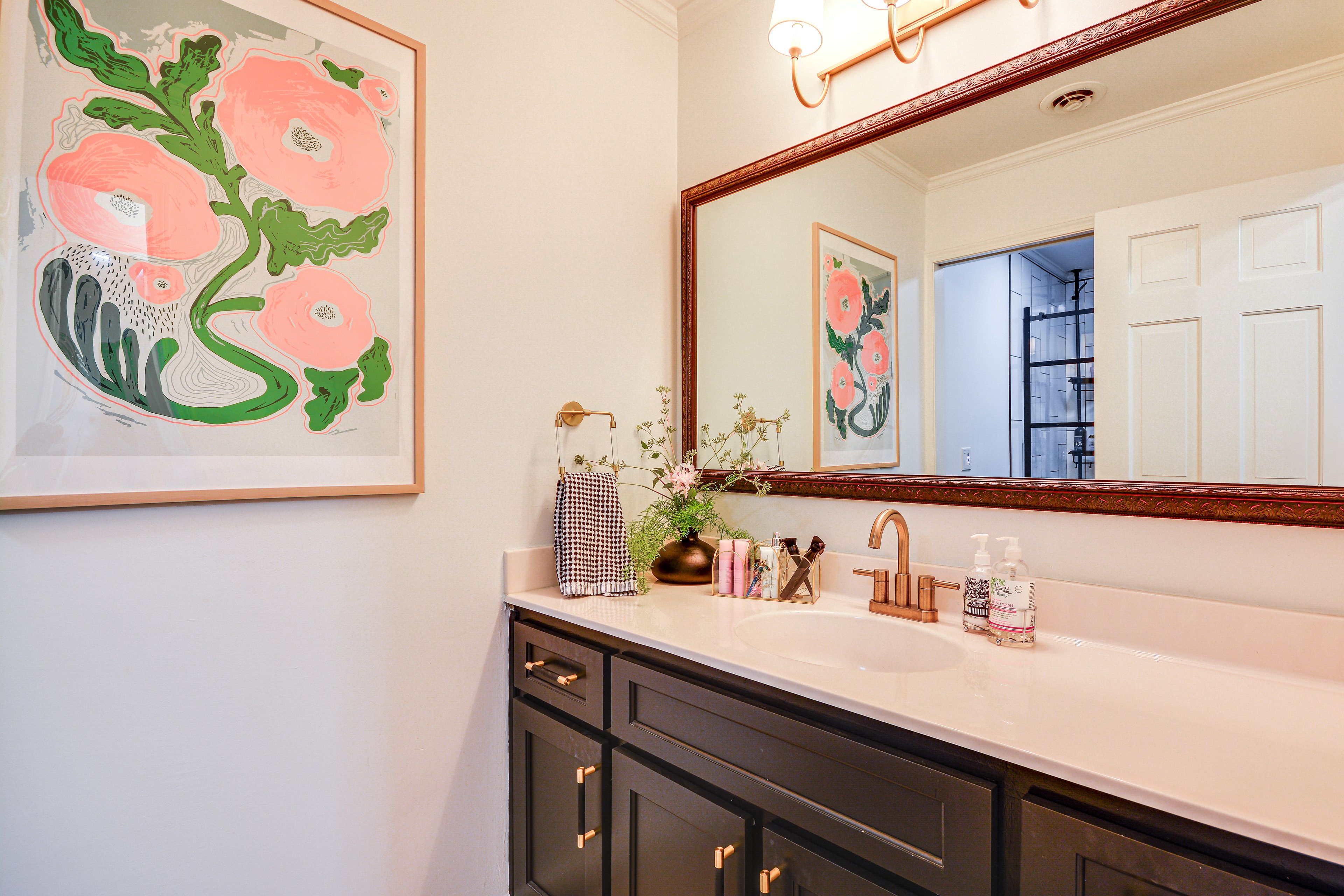 Full Bathroom | Lower Level