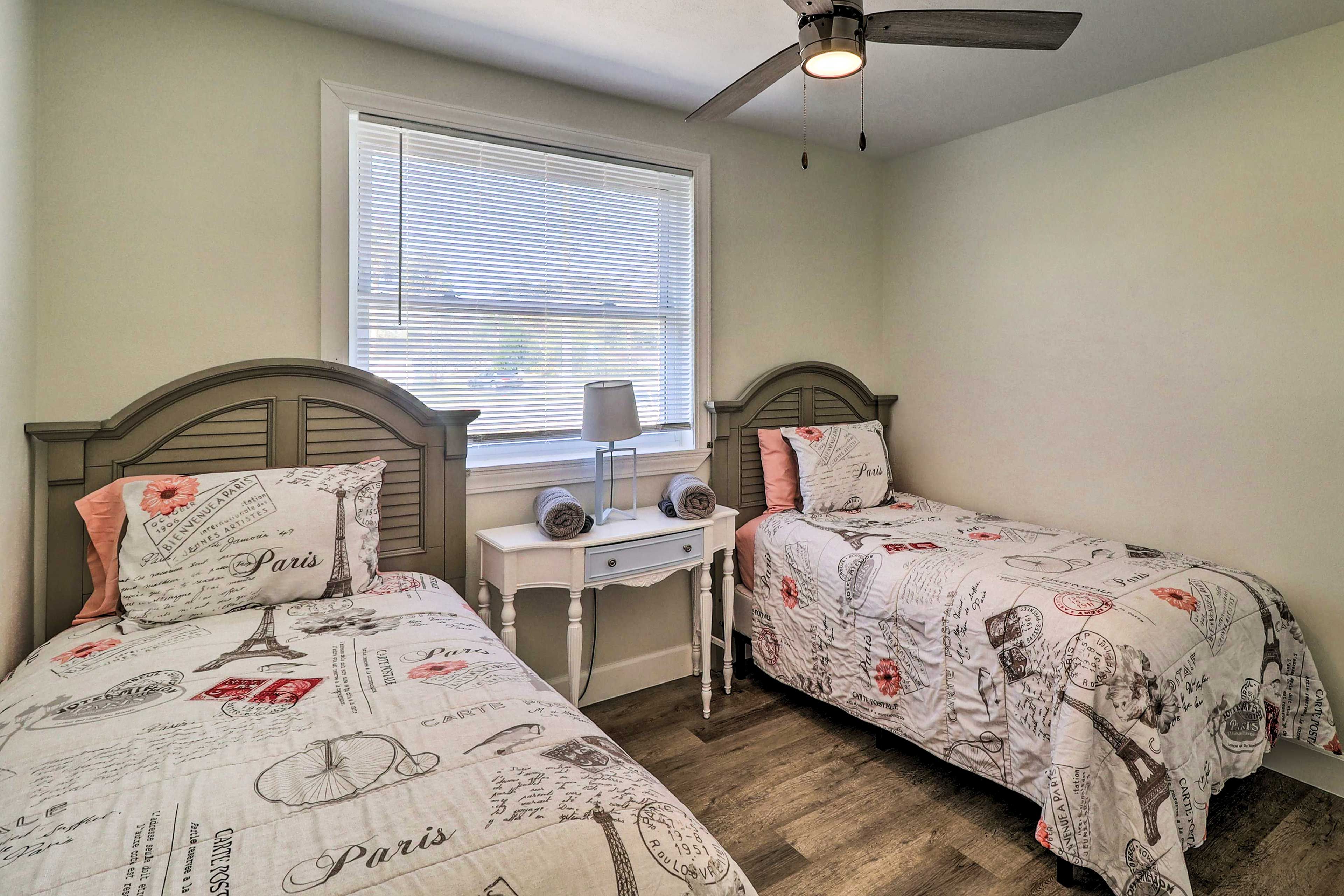 Bedroom 3 | 2 Twin Beds
