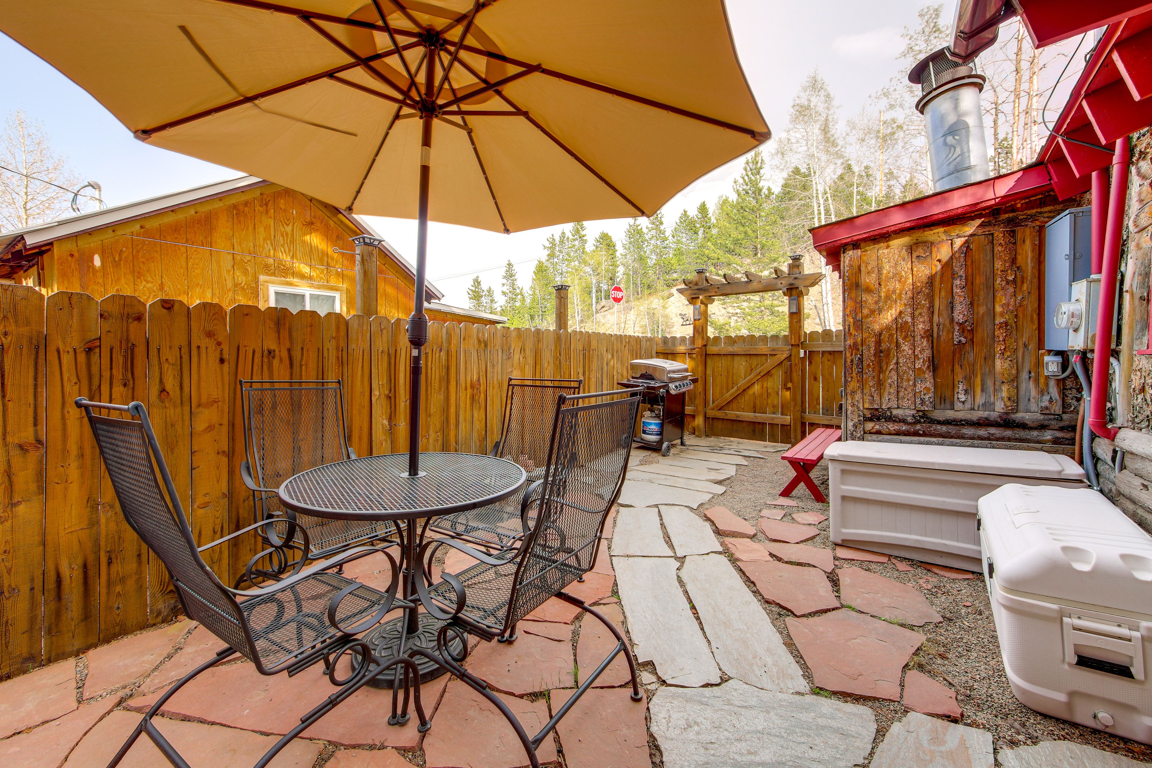 Private Patio | Gas Grill (Propane Provided)