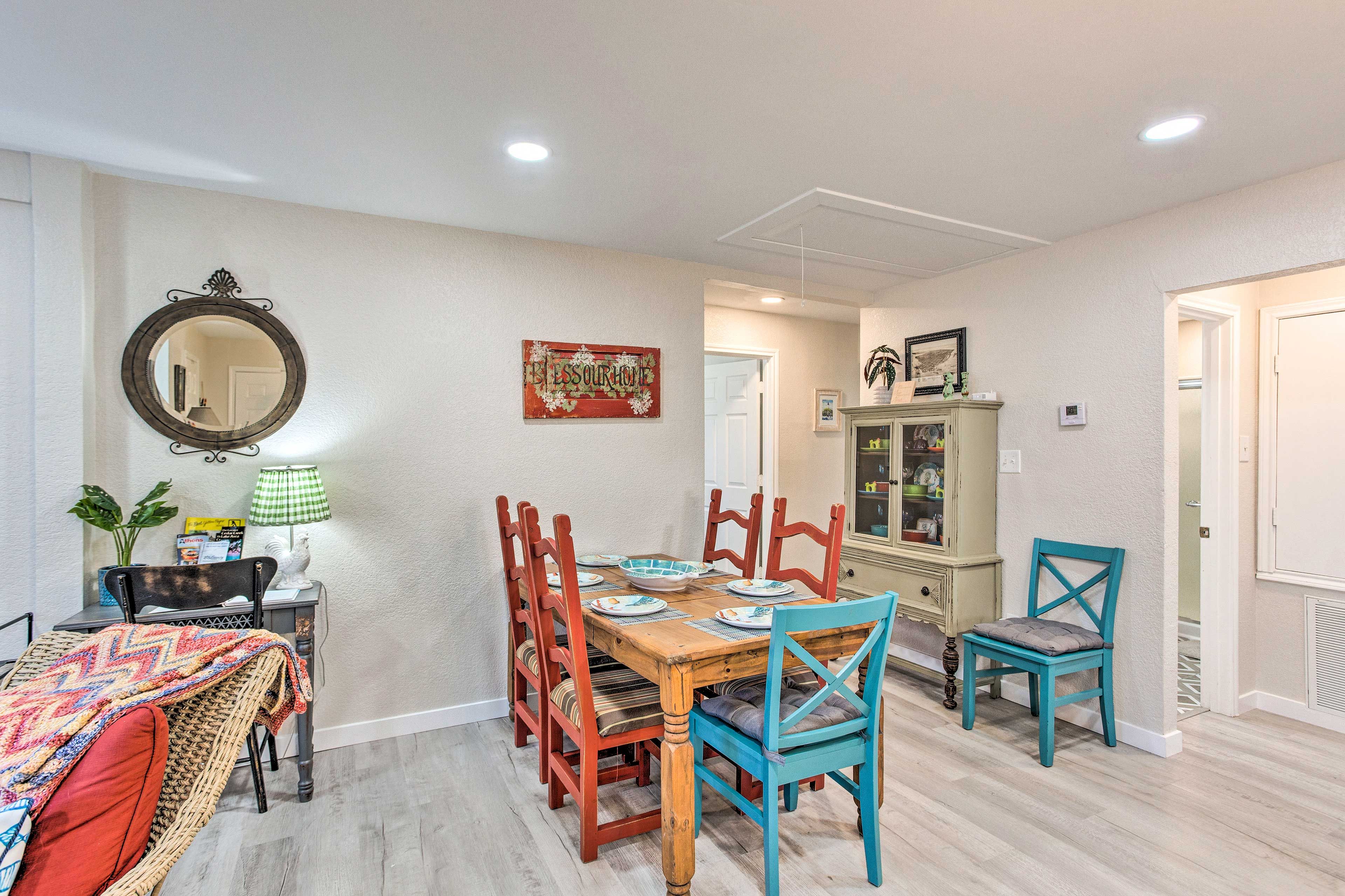 Dining Area | Dishware + Flatware Provided