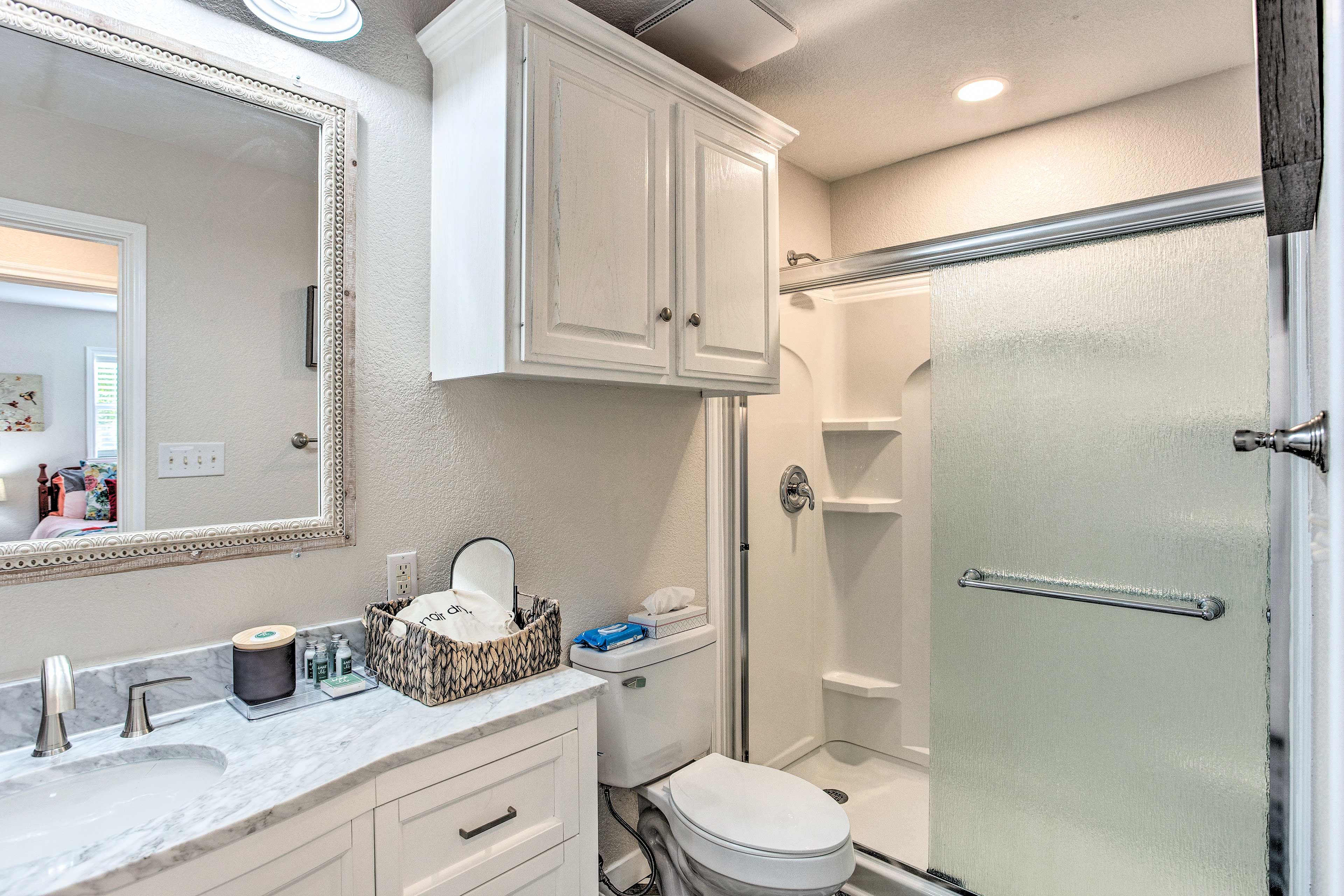 En-Suite Bathroom | Towels Provided