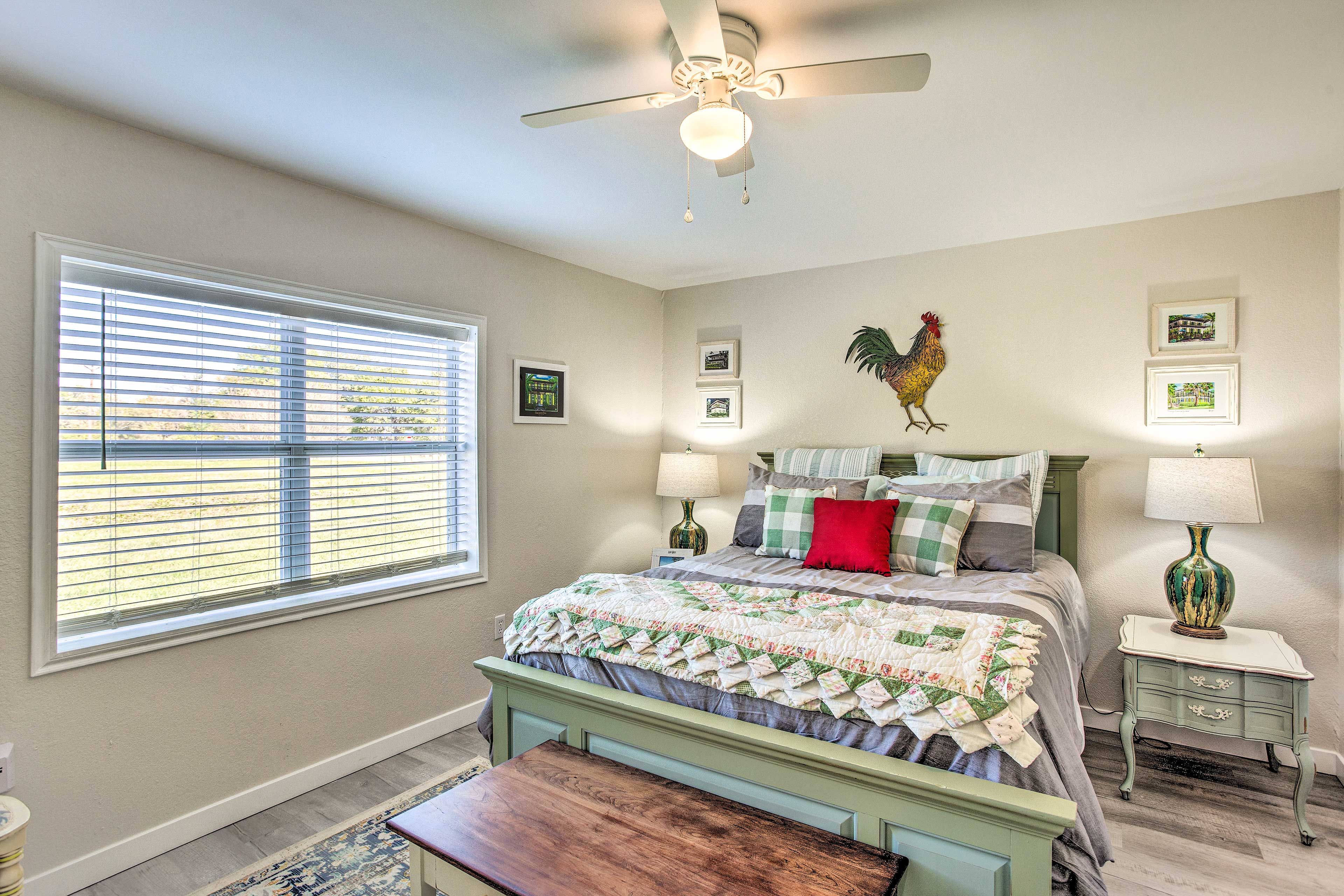 Bedroom 1 | Queen Bed | Linens Provided