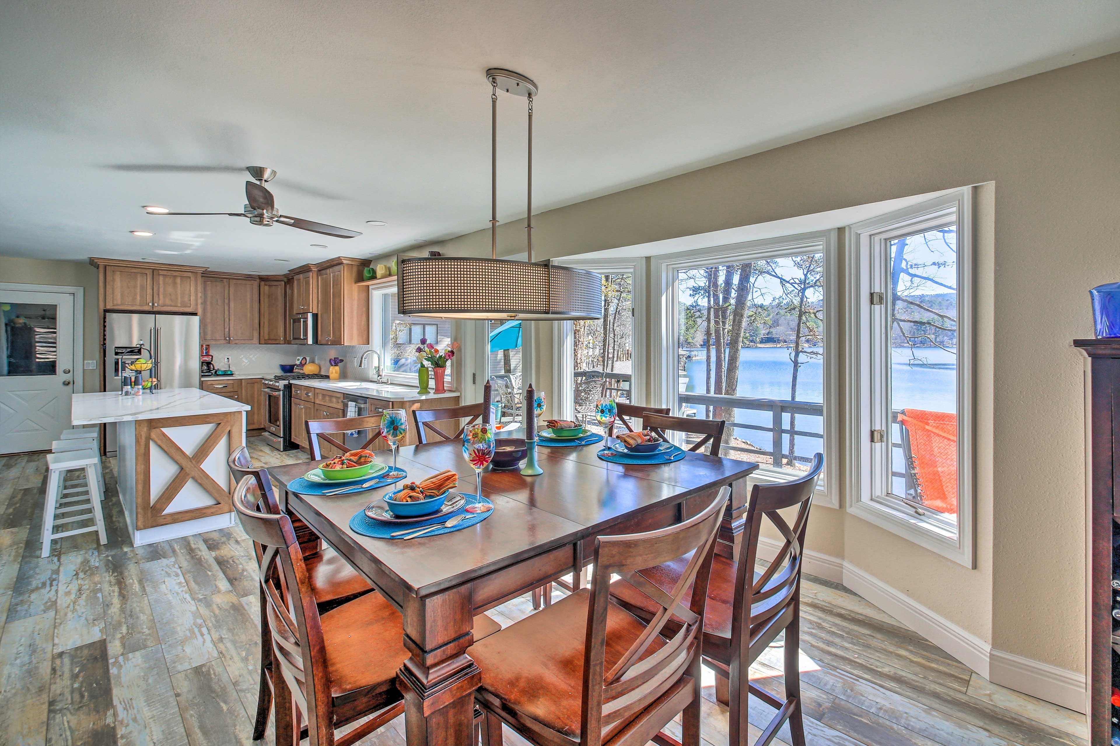 Dining Area | Dishware & Flatware