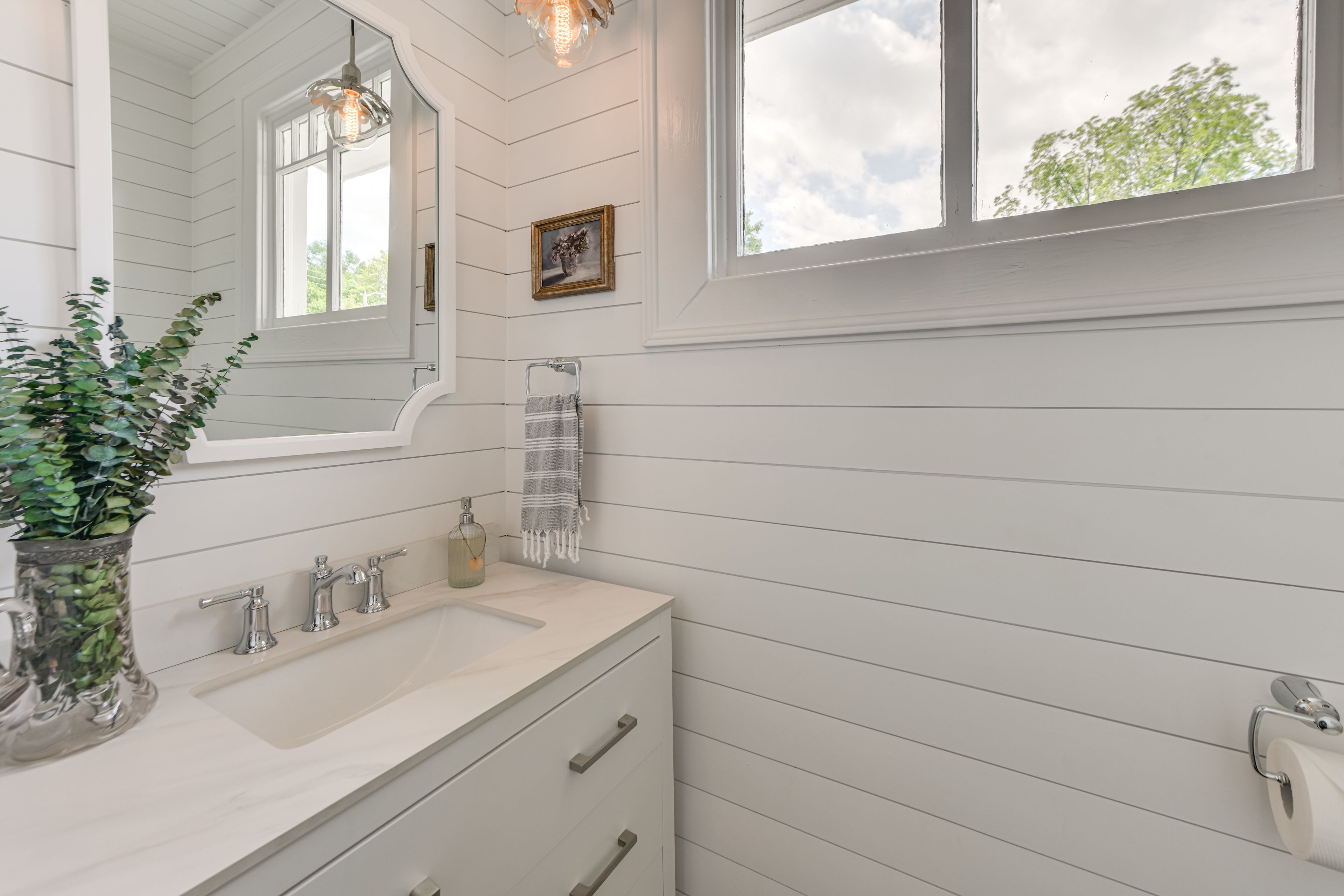 Half Bathroom | 1st Floor