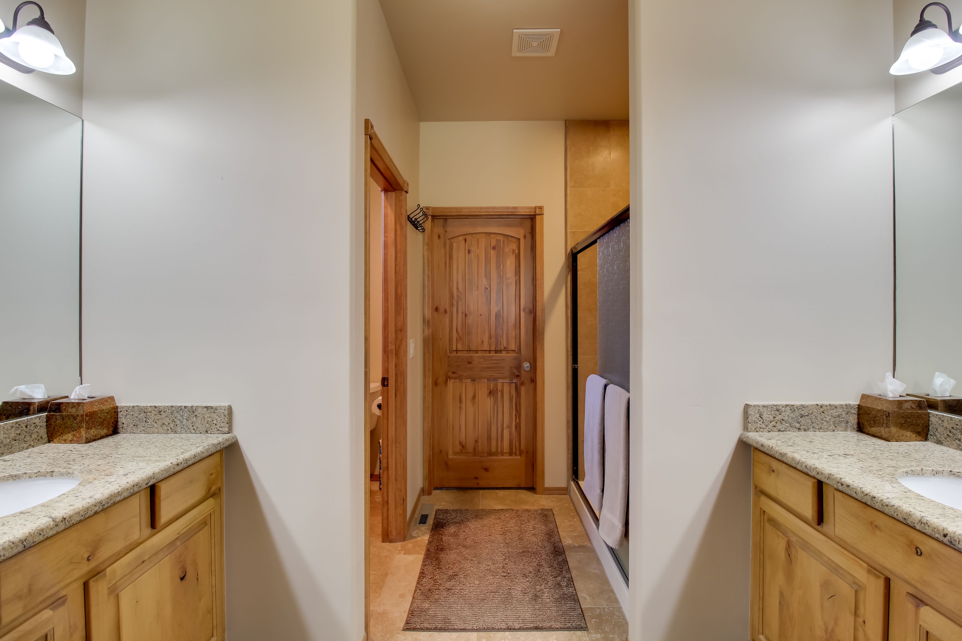 En-Suite Bathroom | Towels Provided | Hair Dryer