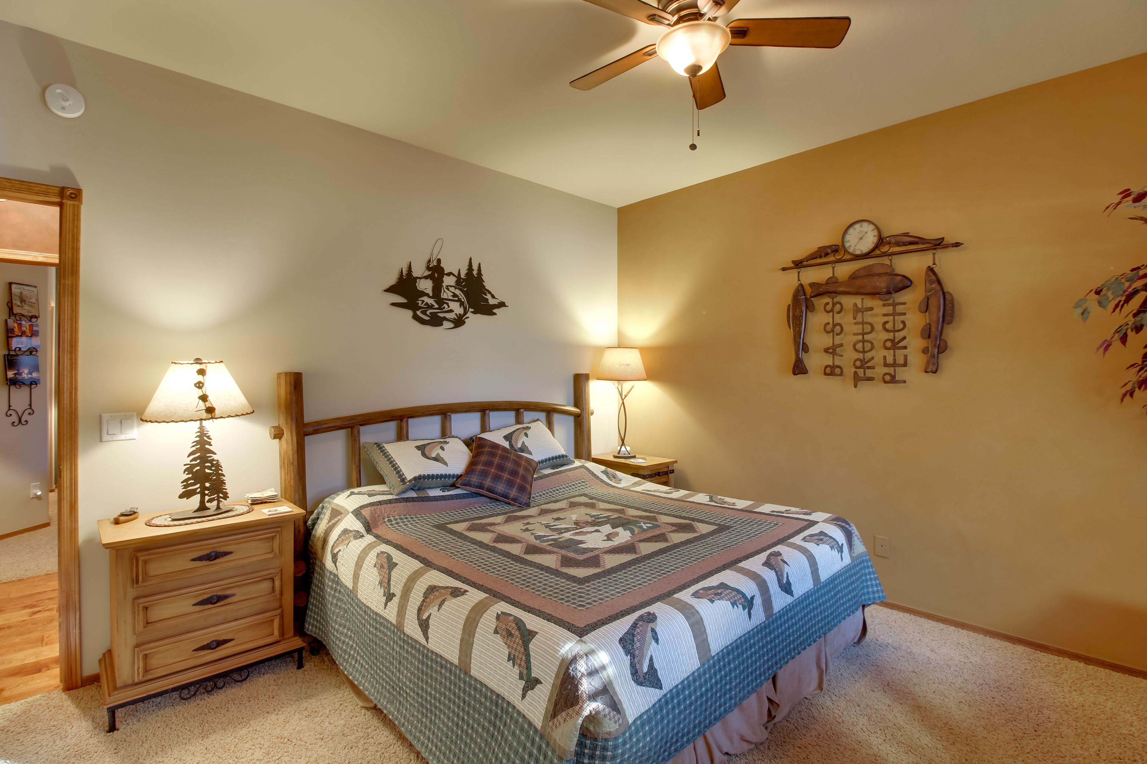 Bedroom 2 (Fisherman's Room) | King Bed | Linens Provided