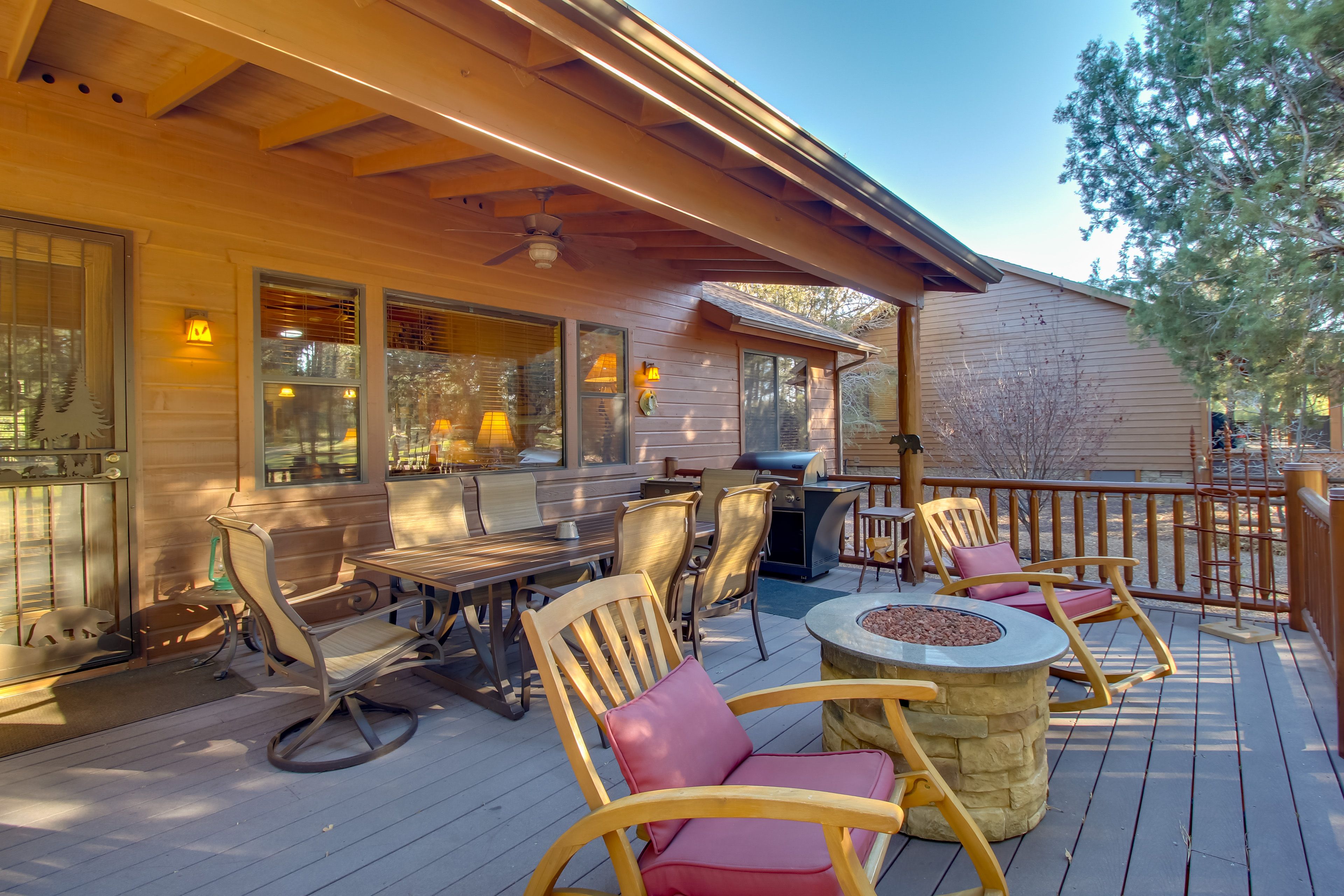 Deck | Gas Fire Pit | Golf Course Views