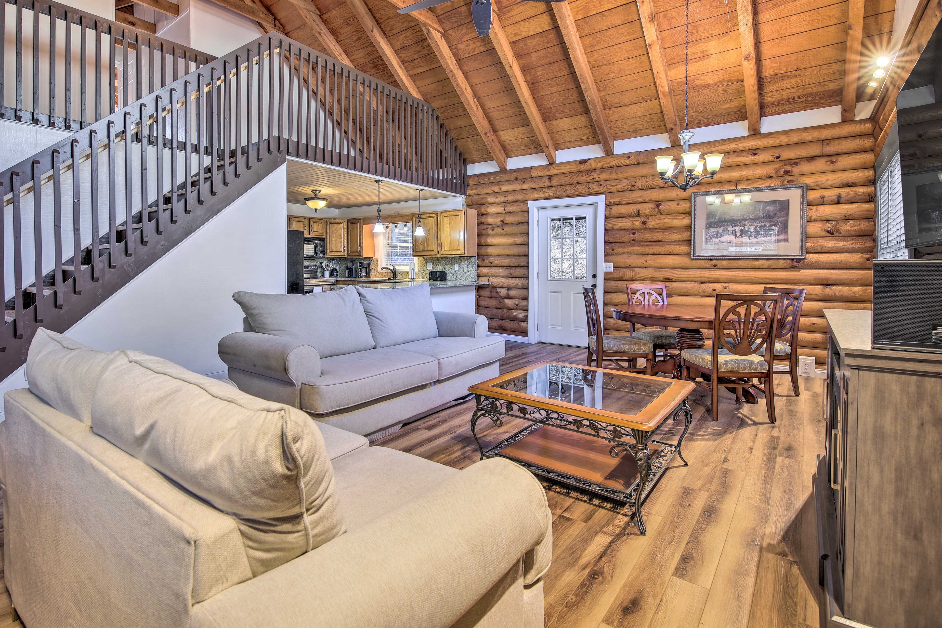 Front Room | Queen Sleeper Sofa | Smart TV | Cable | Free WiFi