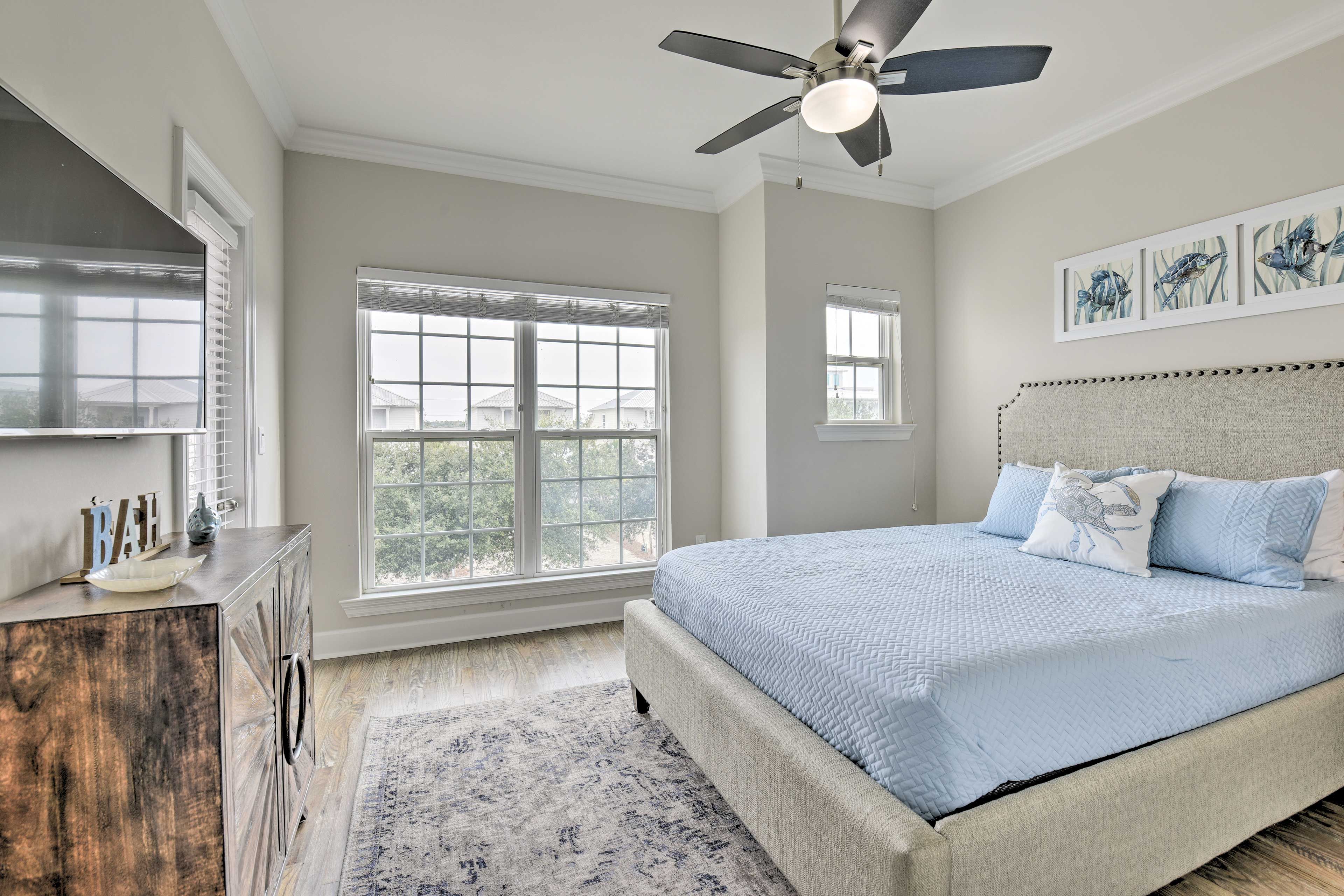 Bedroom 2 | Queen Bed | 3rd Floor