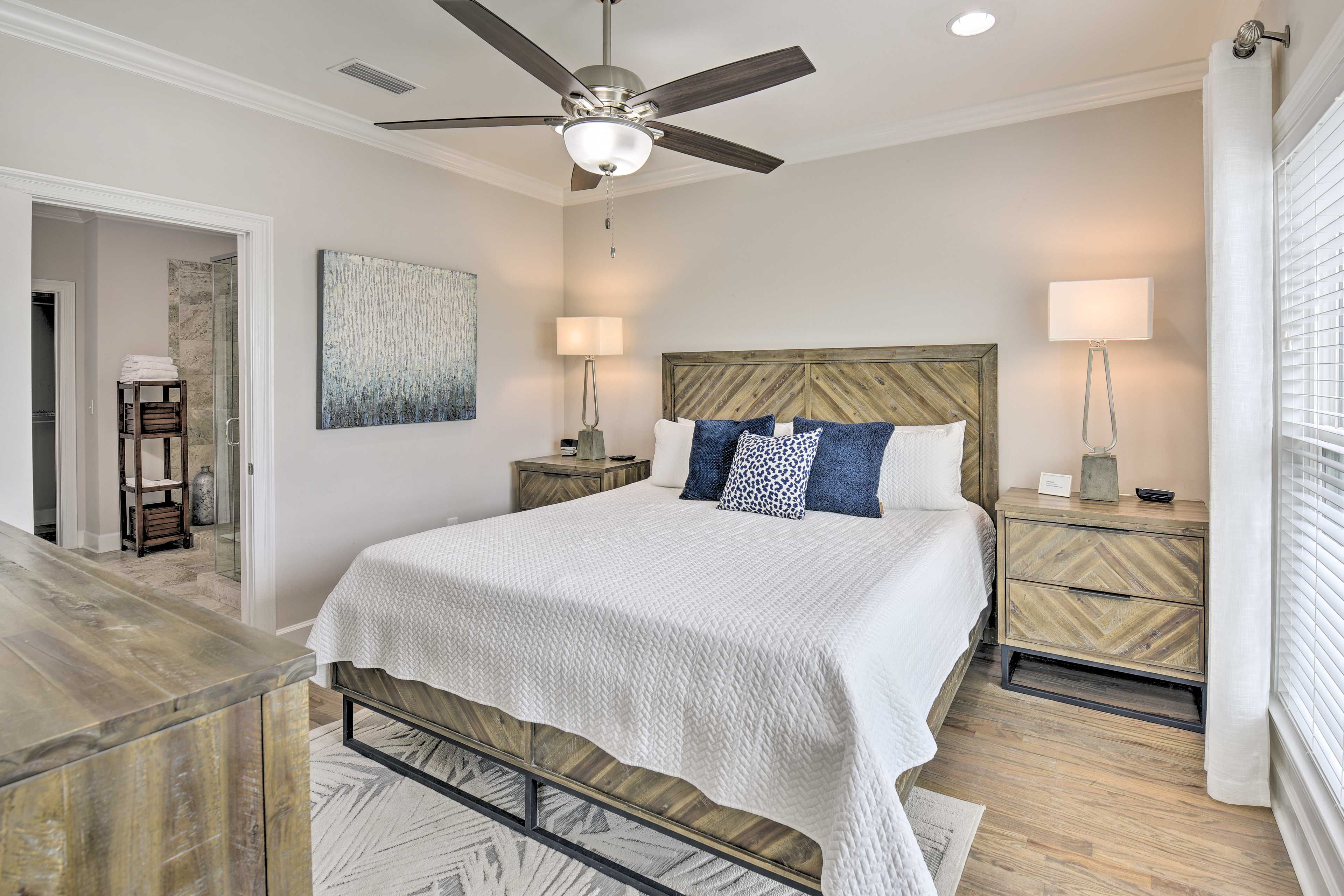 Bedroom 3 | King Bed | 3rd Floor