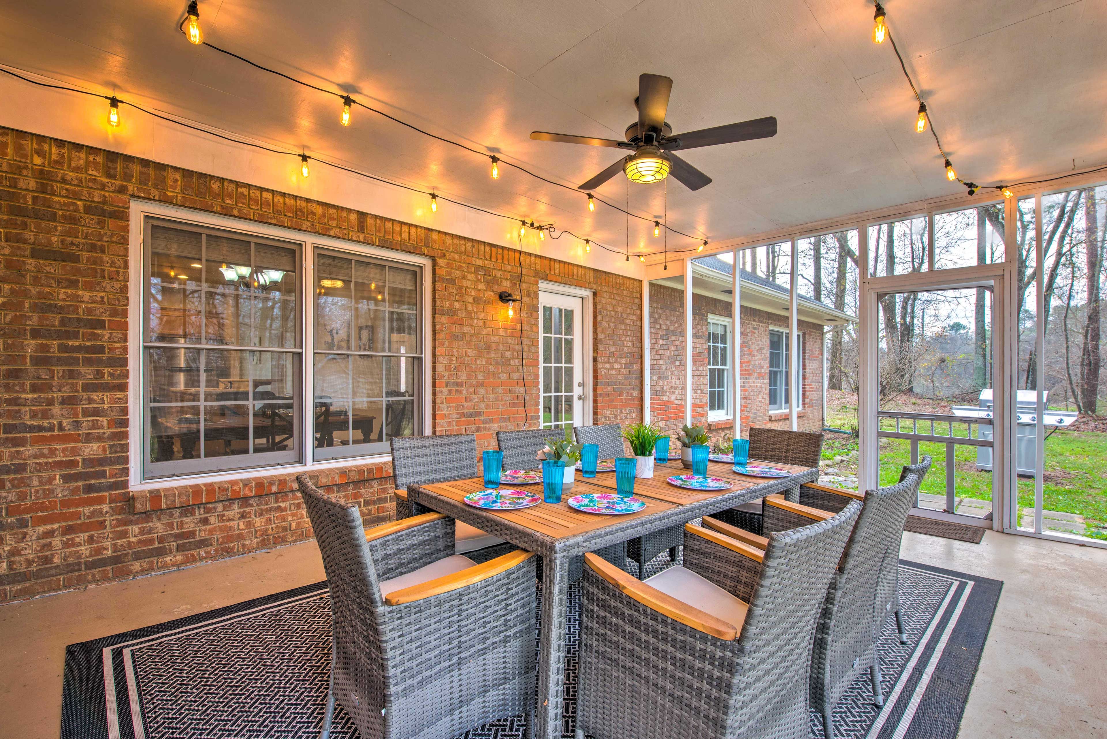 Screened-In Porch