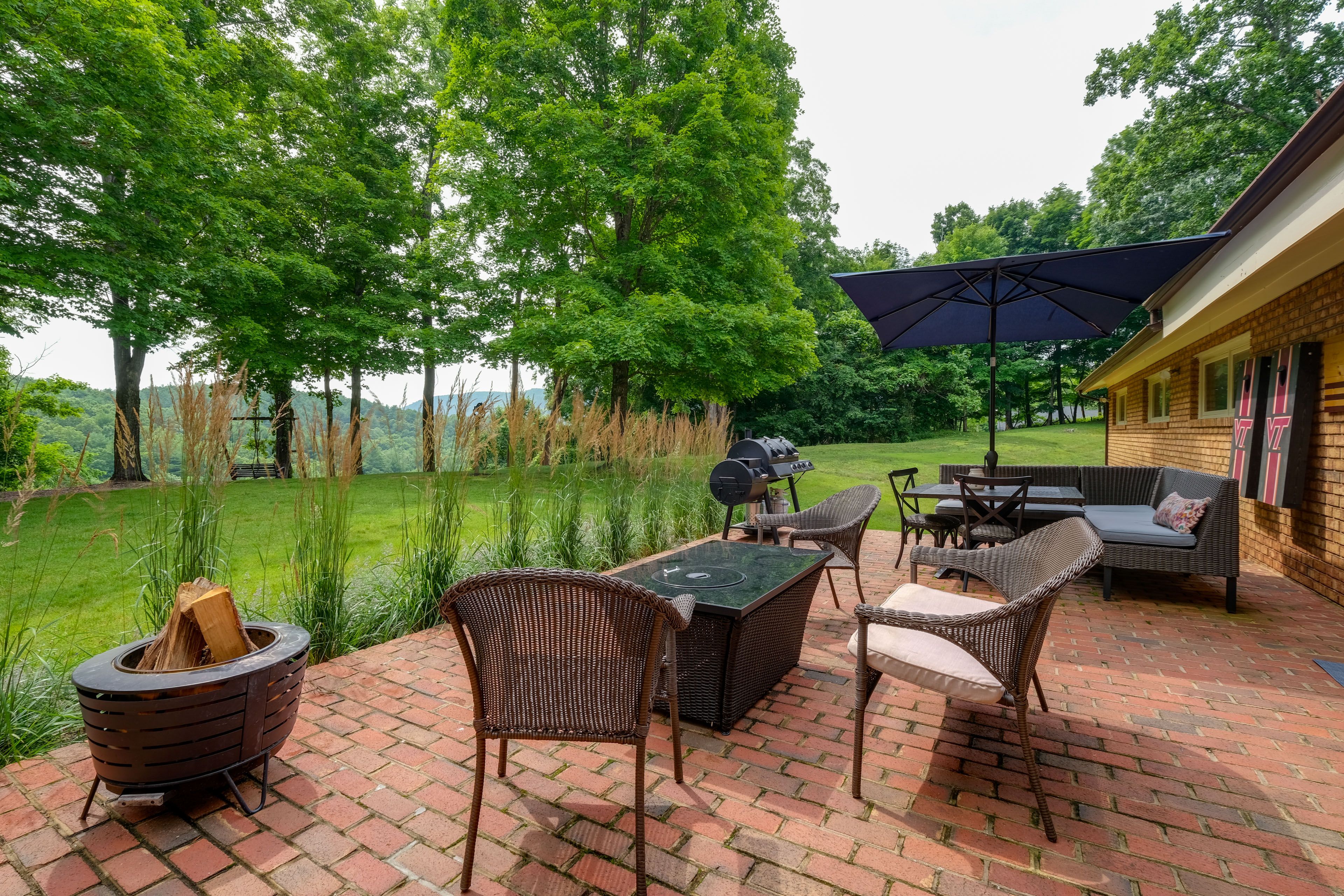 Patio | Smoker