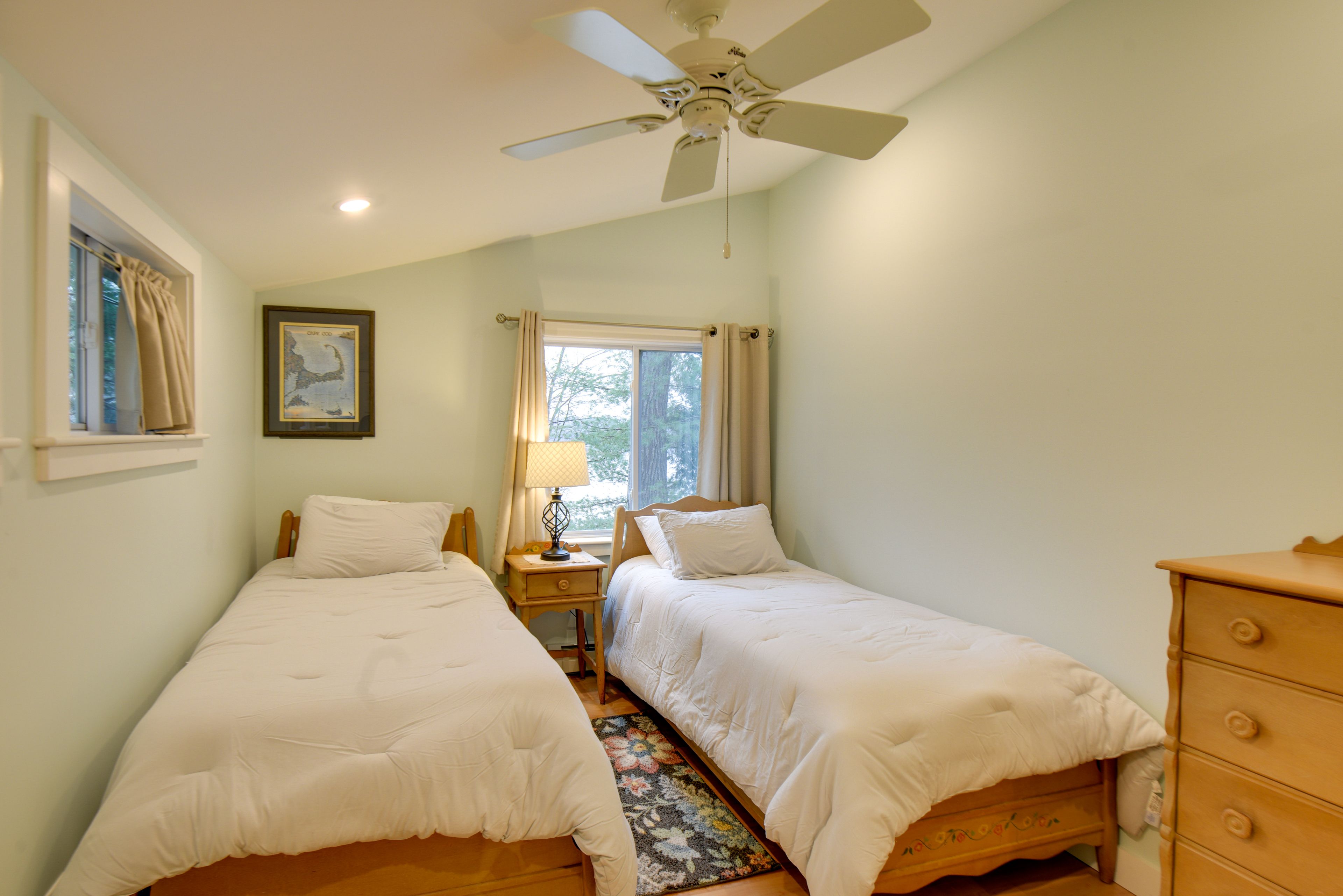 Bedroom 2 | 2 Twin Beds