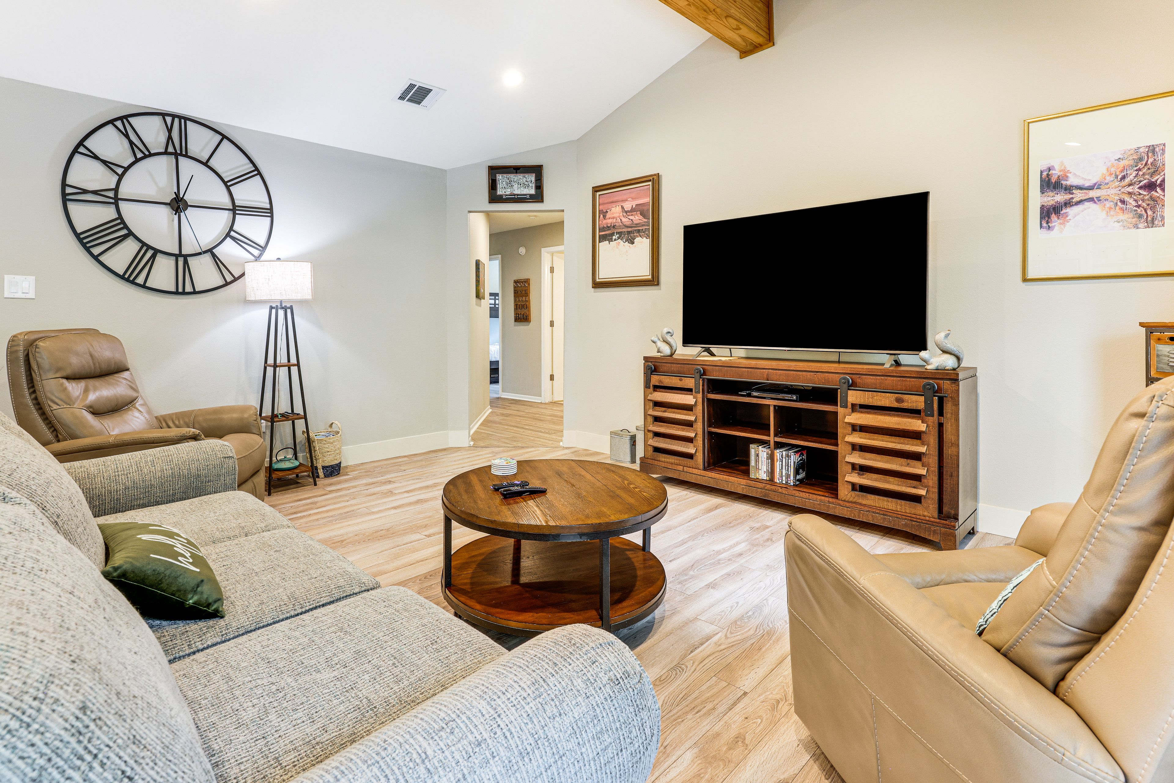 Living Room | Flat-Screen TV w/ DVD Player