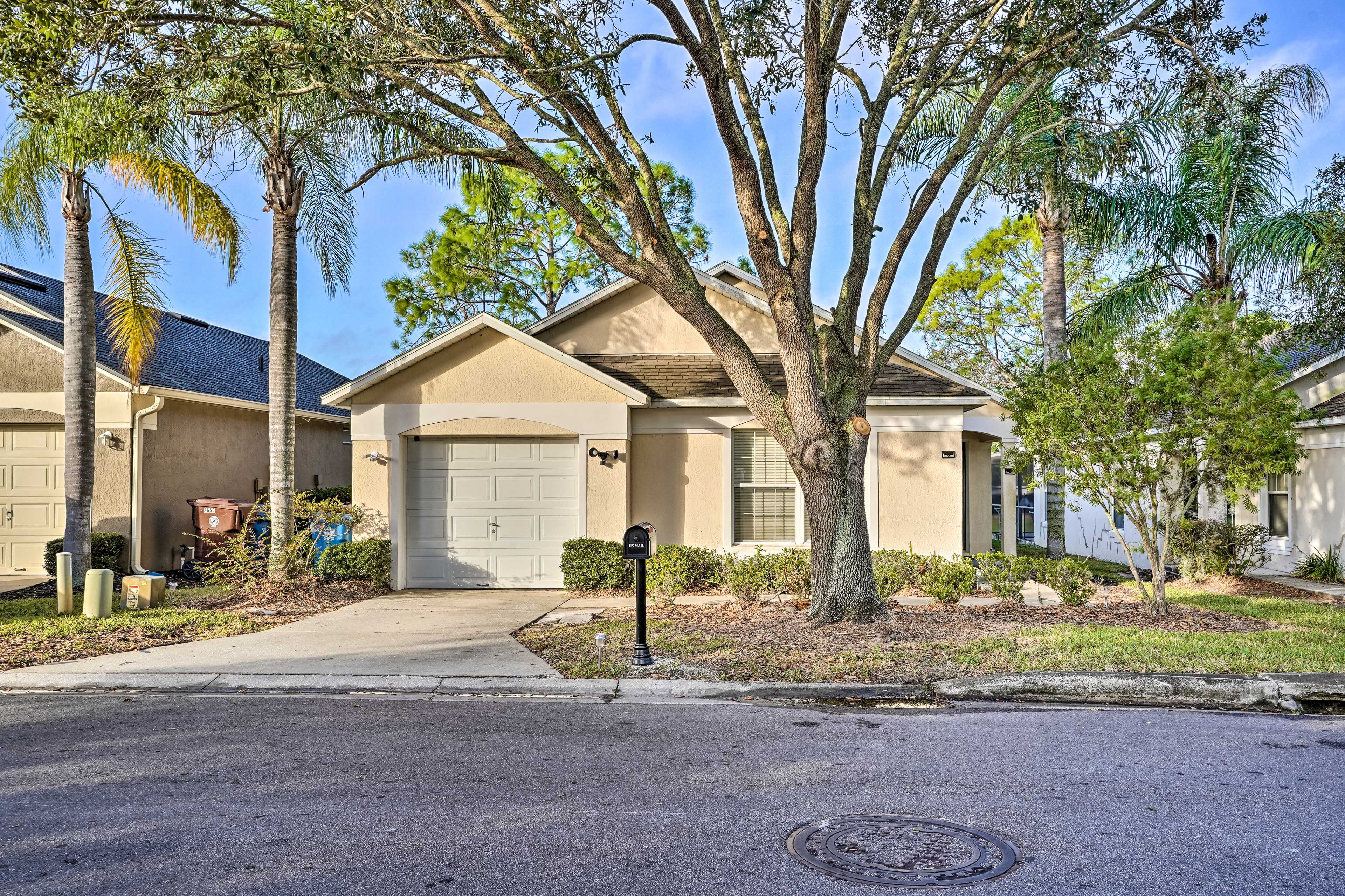 Parking | Driveway (1 Vehicle) | Free Street Parking (First-Come, First-Served)