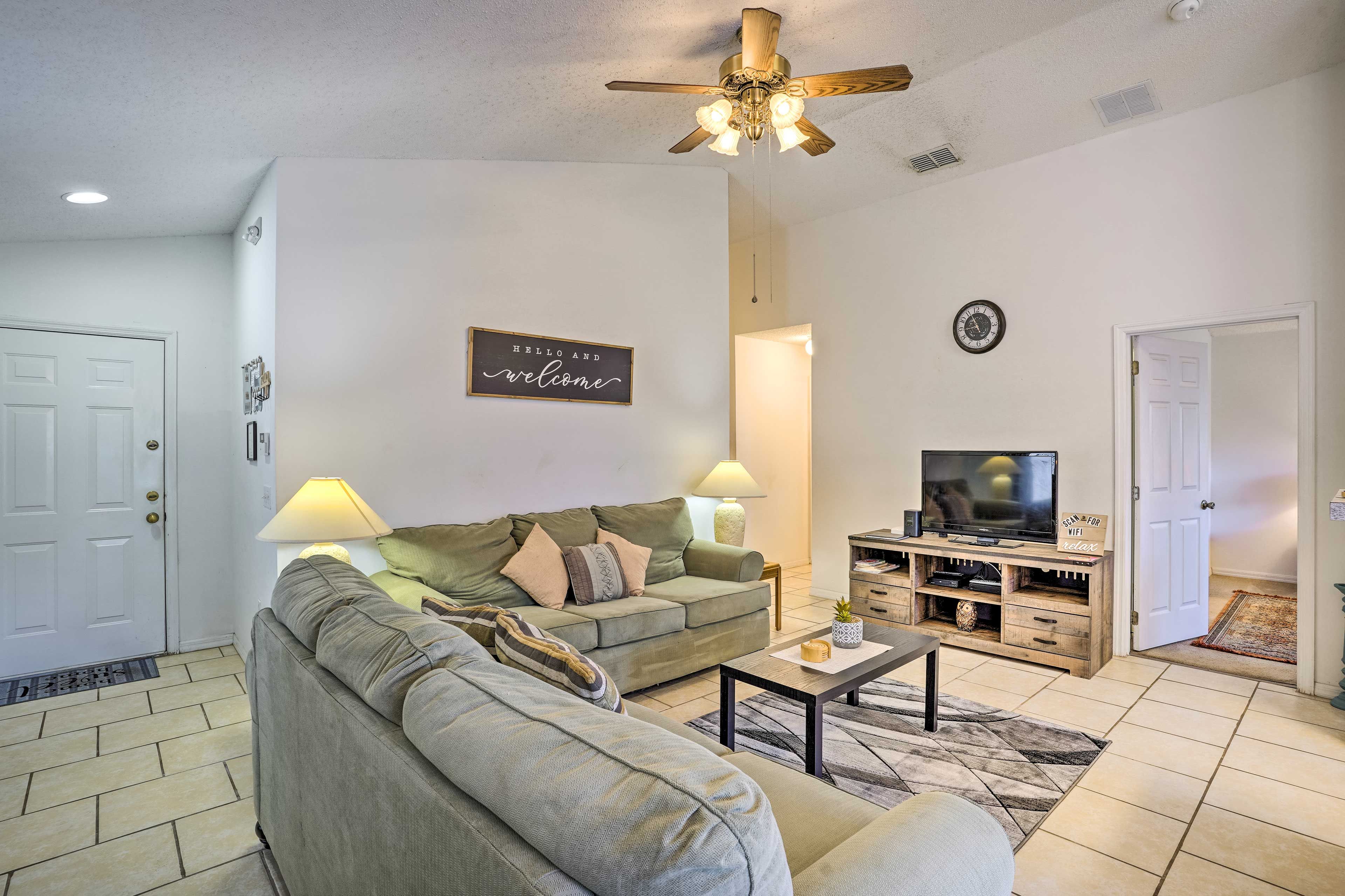 Living Room | Full Sleeper Sofa