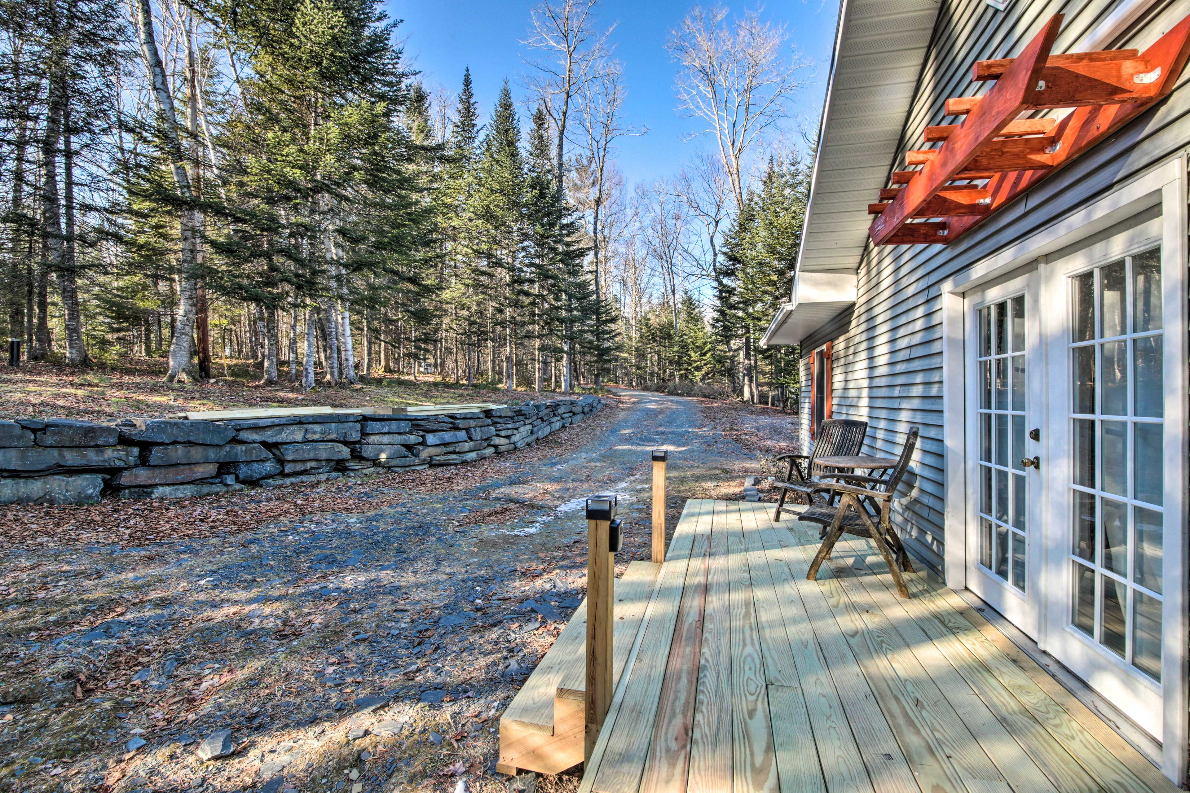 Front Porch | 2 Exterior Security Cameras (Facing Out)