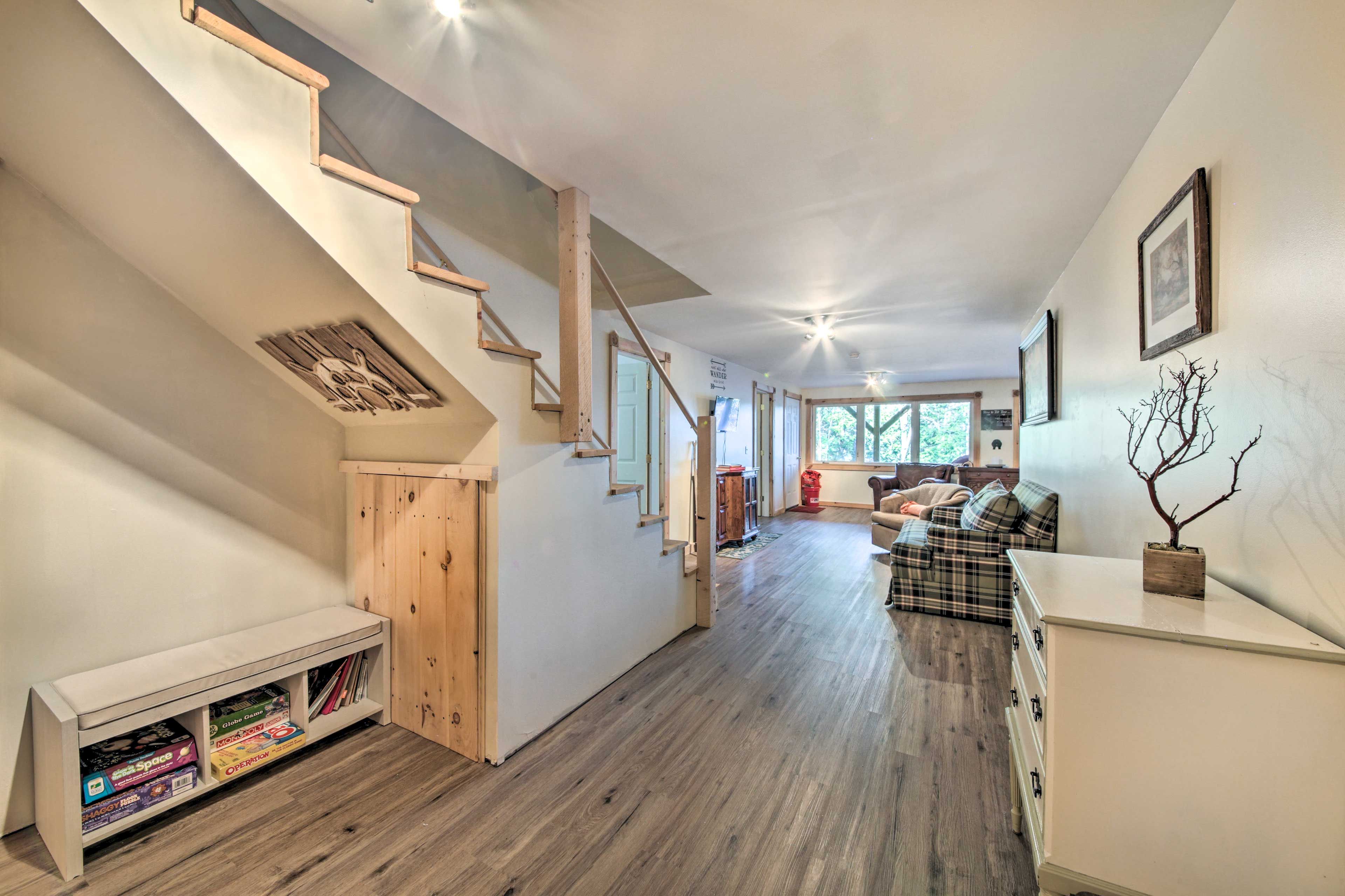 Billiards Room | Sleeper Sofa | Board Games | Books | Smart TV